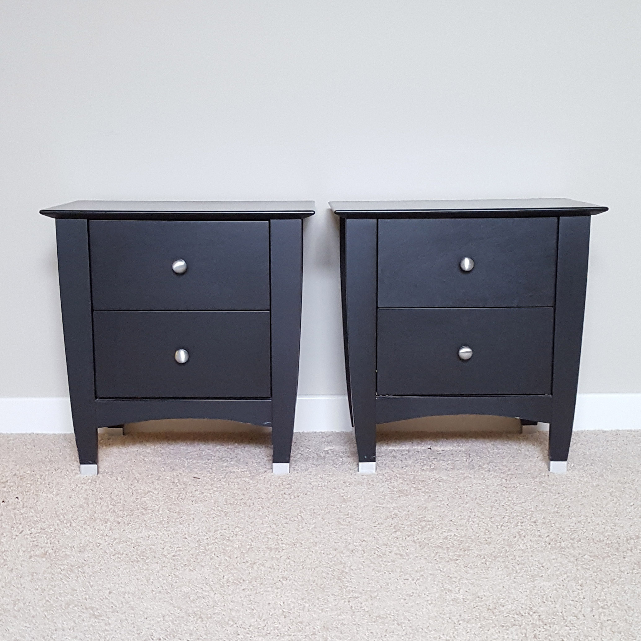 Pair of Contemporary Modern Style Nightstands