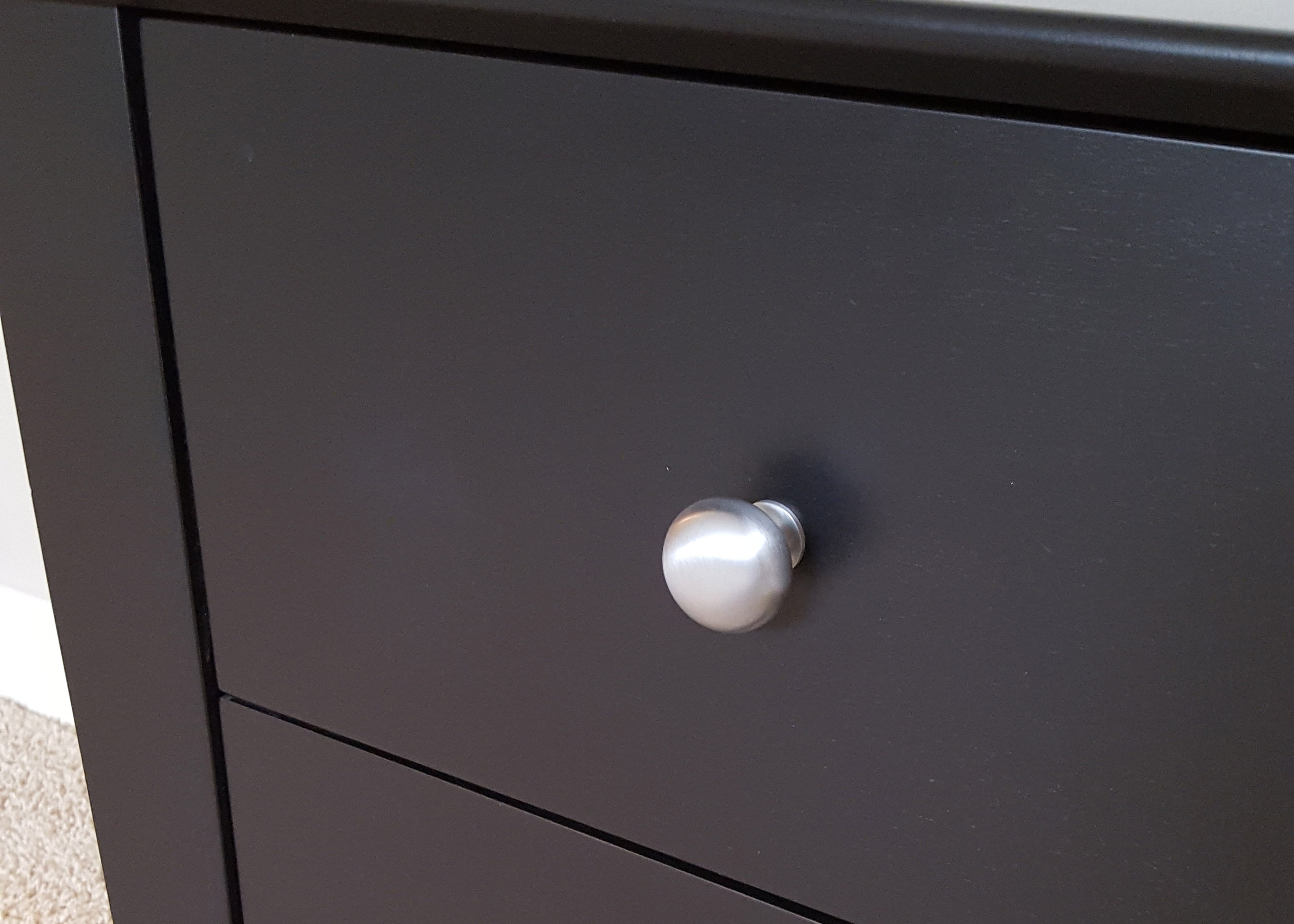 Pair of Contemporary Modern Style Nightstands