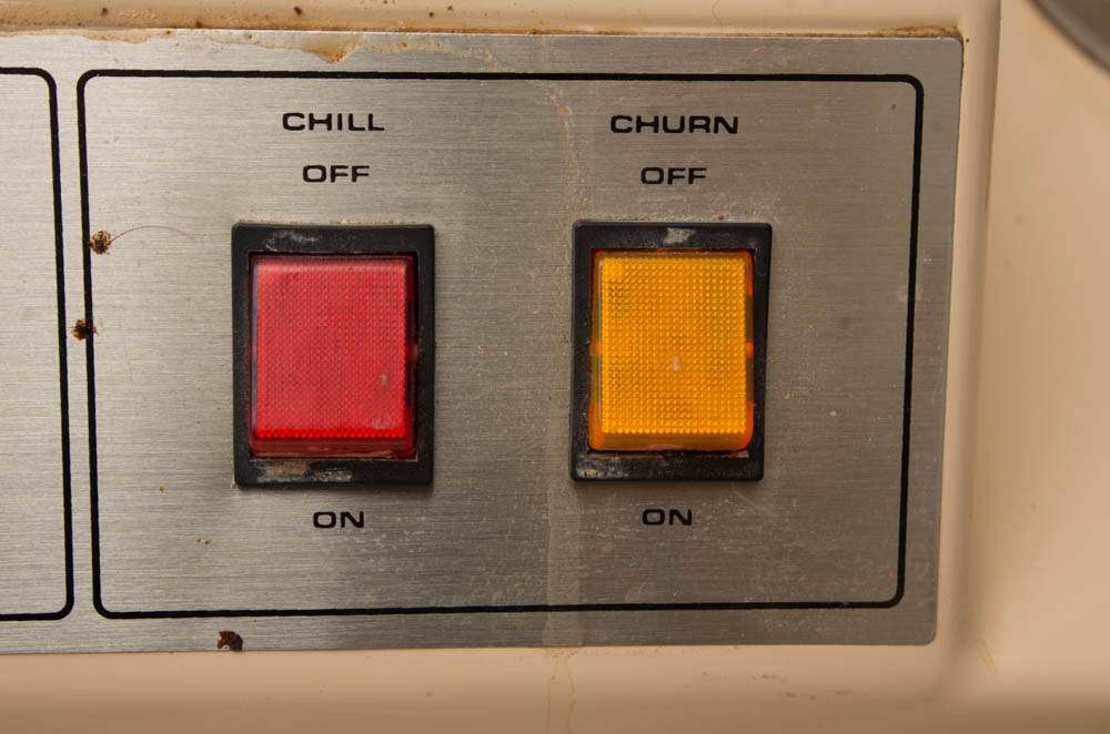 Vintage Simac Il Gelataia "The Ice Cream Man" Machine