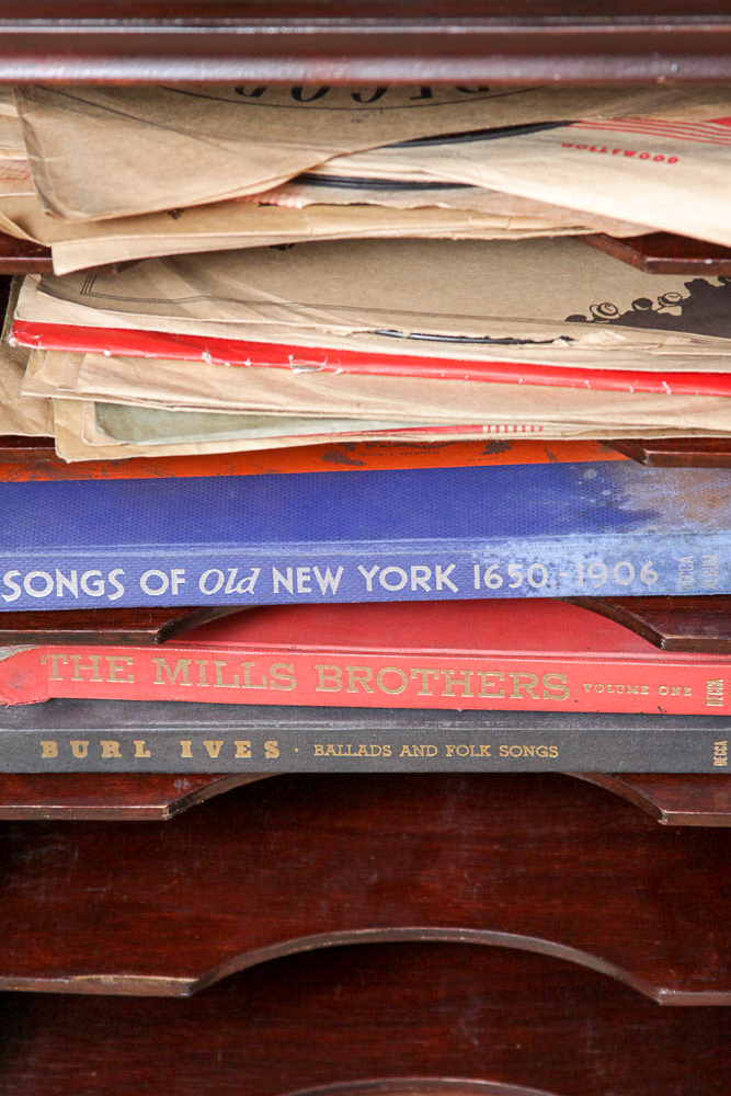 Vintage Columbia Grafonola Phonograph Cabinet and Vintage Records