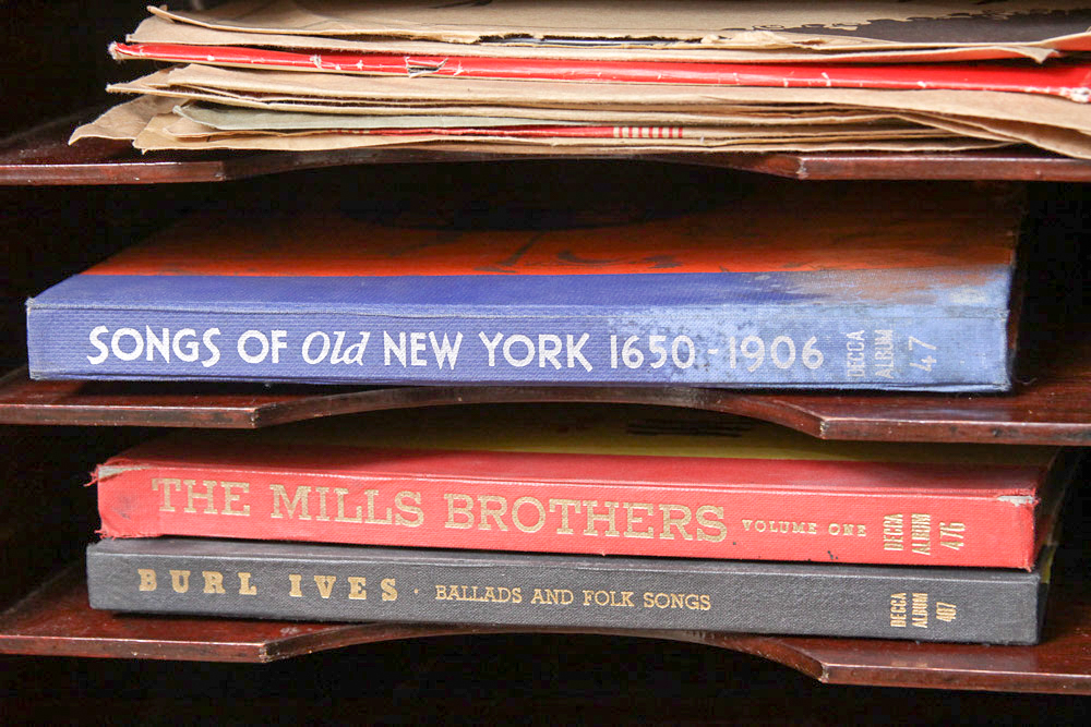 Vintage Columbia Grafonola Phonograph Cabinet and Vintage Records
