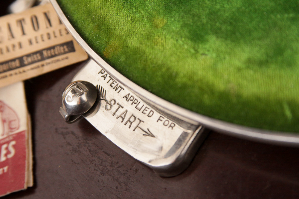 Vintage Columbia Grafonola Phonograph Cabinet and Vintage Records