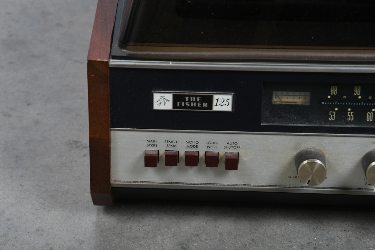 Fisher Turntable and Speakers