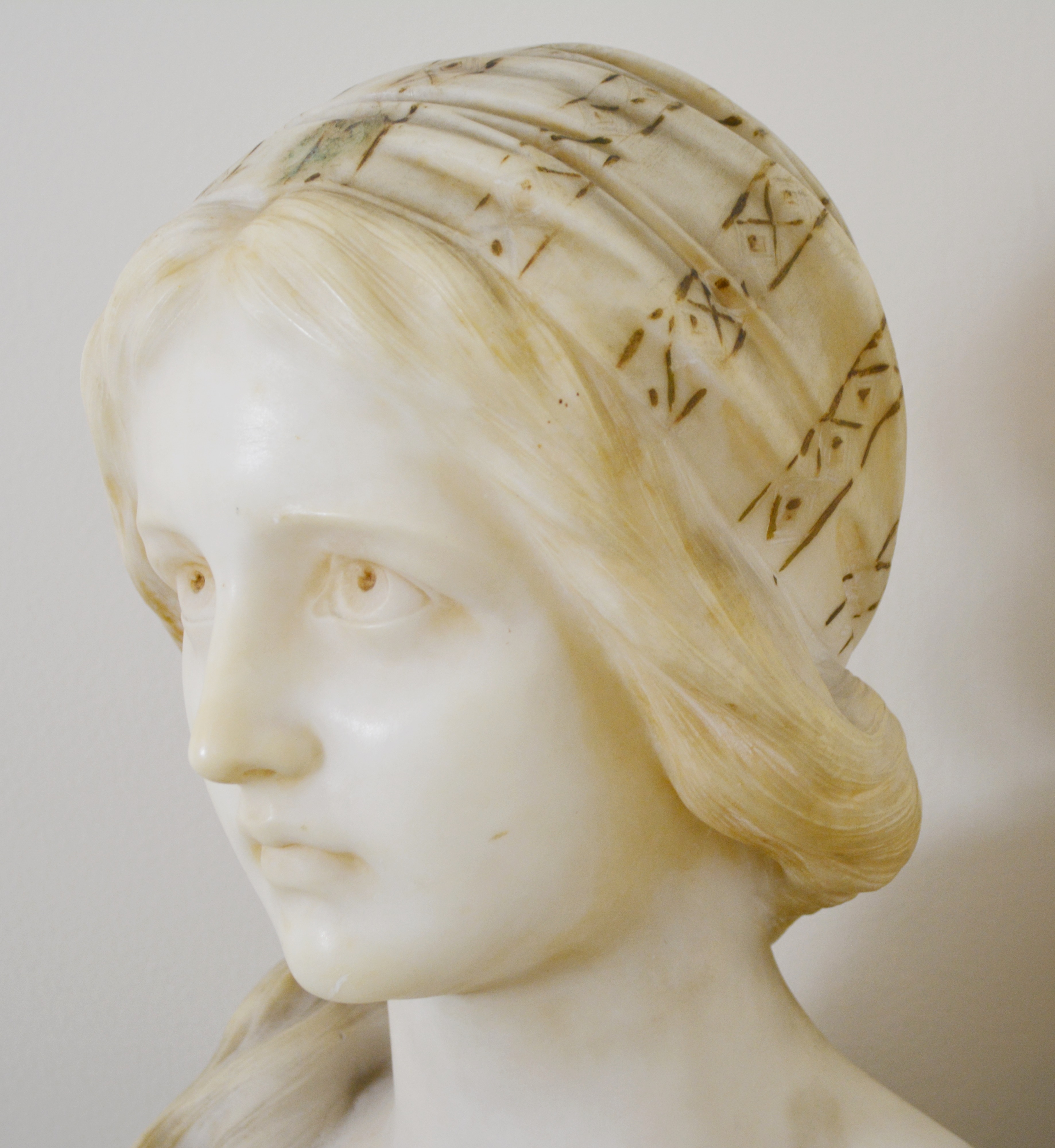 Giuseppe (Professor) Bessi Alabaster Bust "Primo Amore"