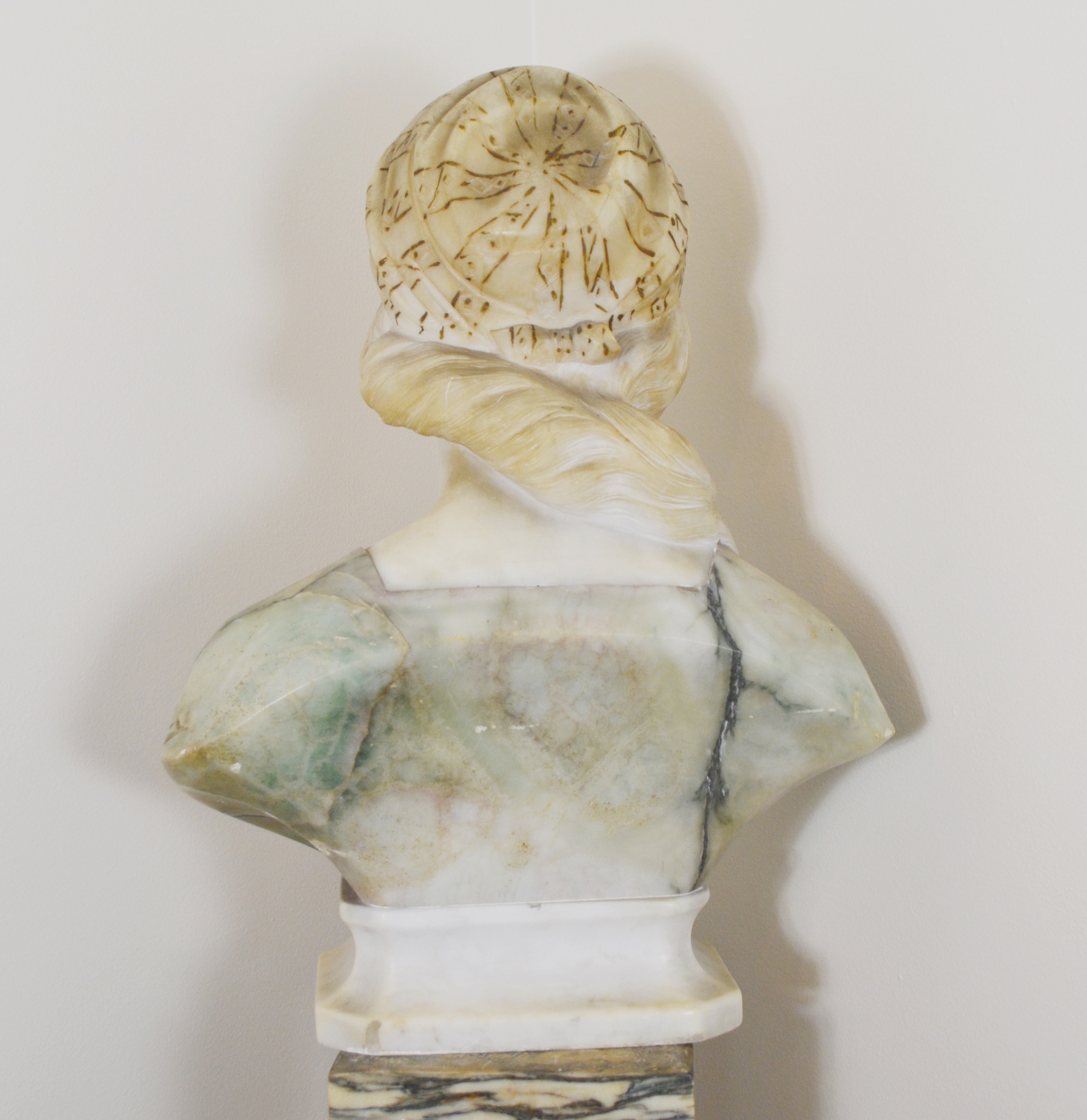 Giuseppe (Professor) Bessi Alabaster Bust "Primo Amore"