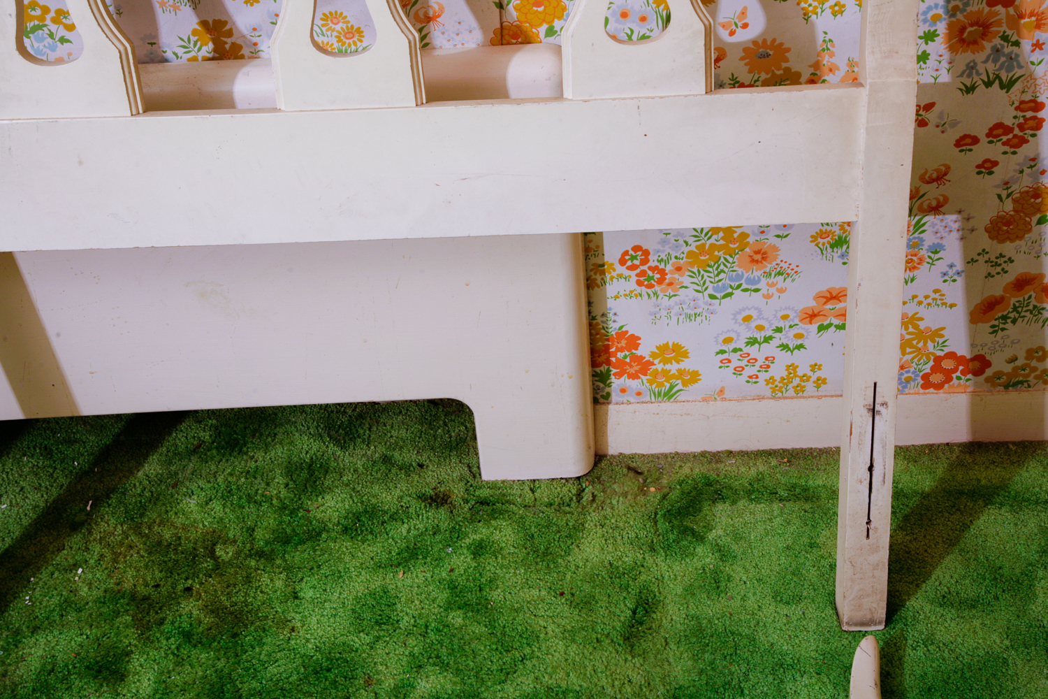 Vintage Johnson Carper Provincial Style Headboard & Footboard