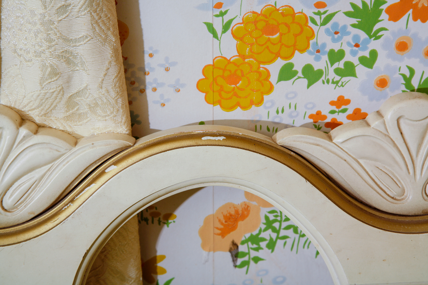 Vintage Johnson Carper Provincial Style Headboard & Footboard