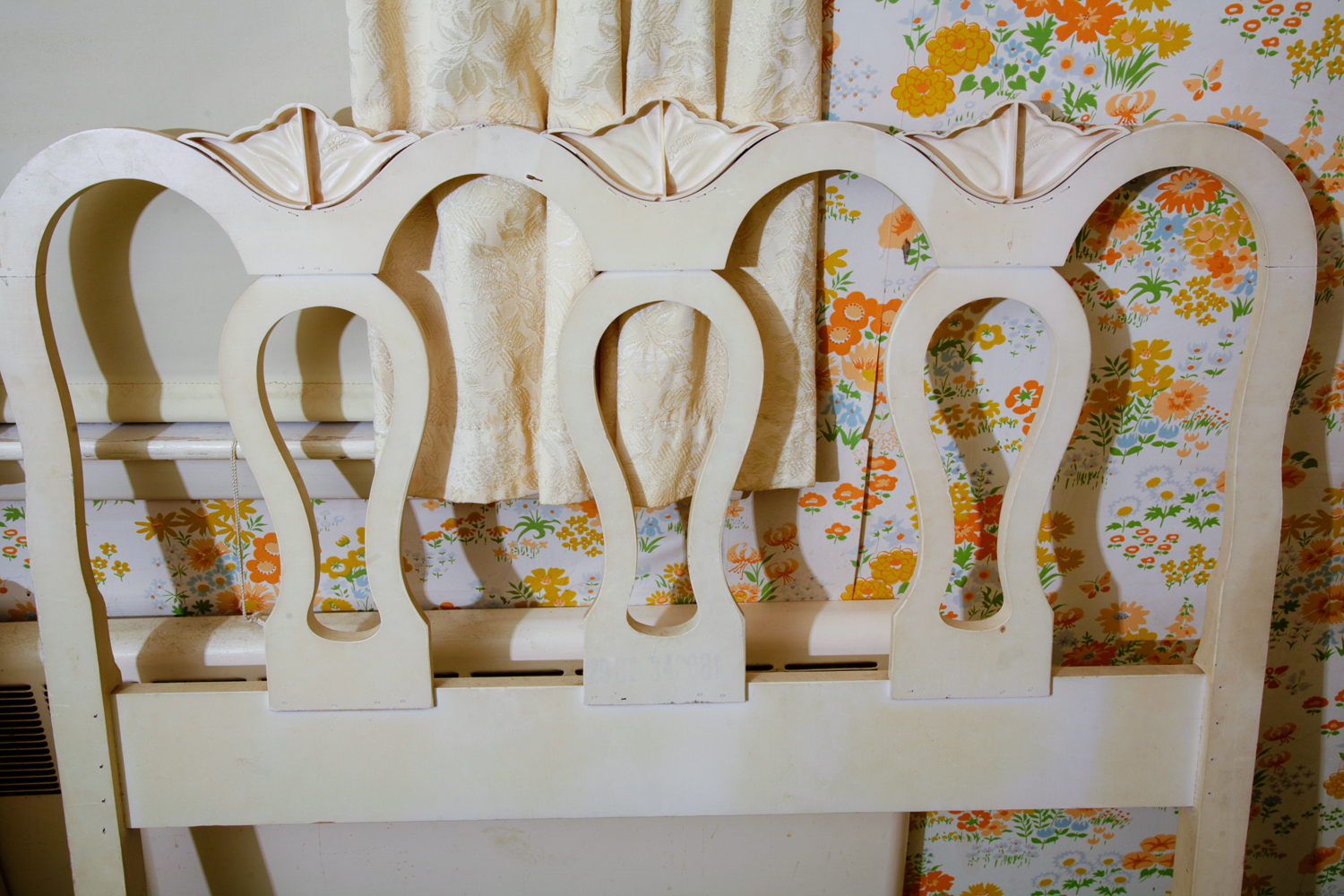 Vintage Johnson Carper Provincial Style Headboard & Footboard