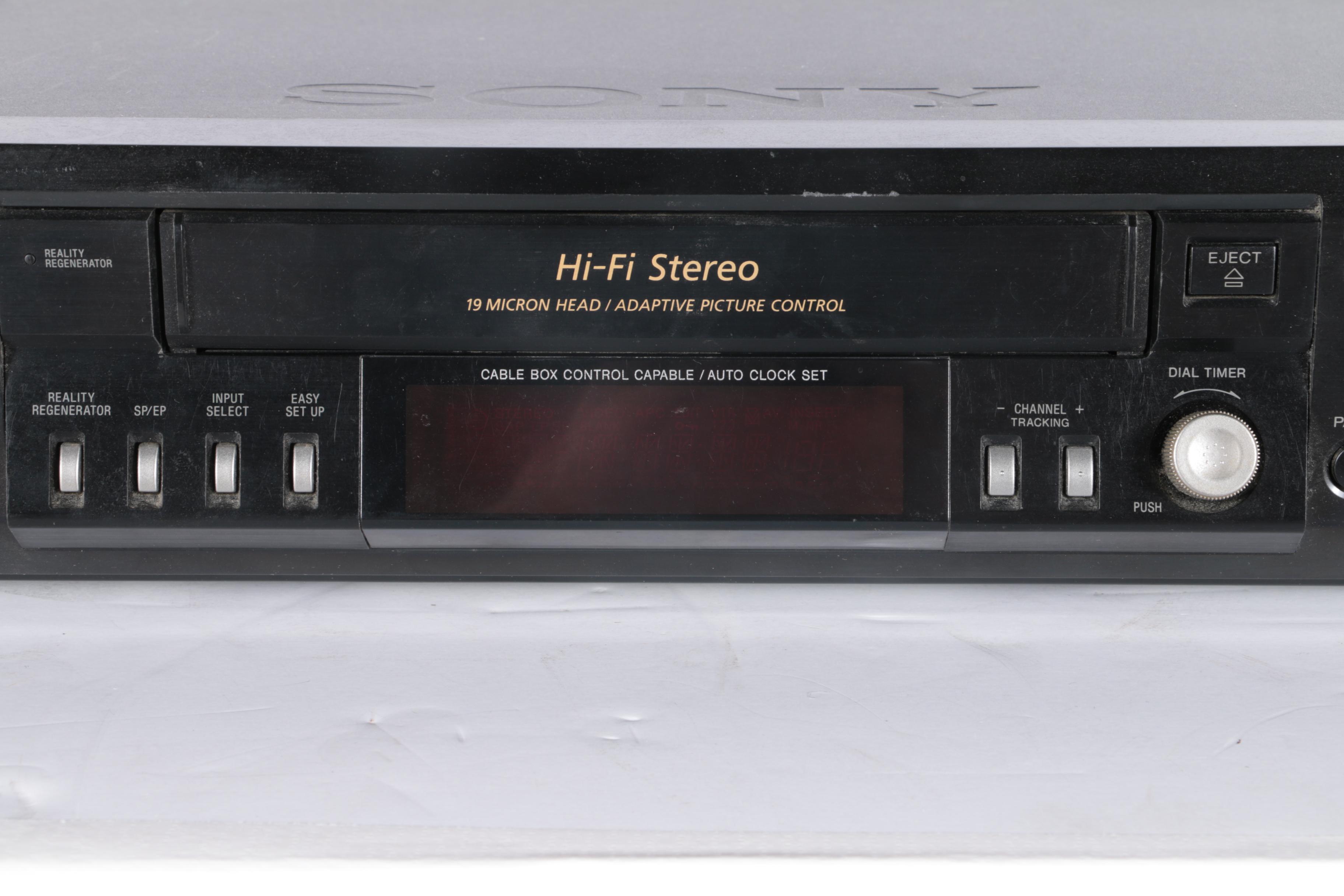 SonyVideo Cassette Recorder and Blu-ray Disc Player