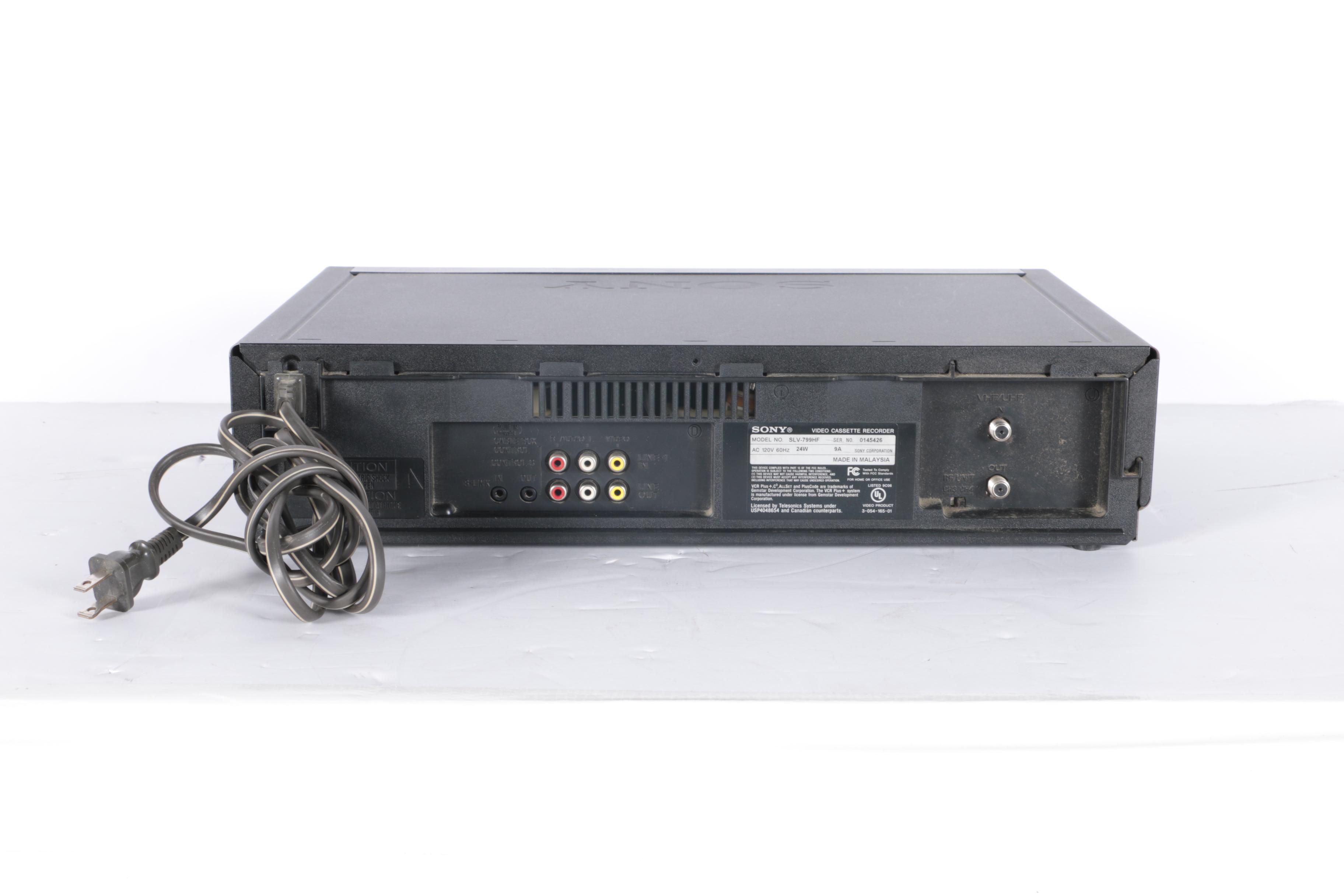 SonyVideo Cassette Recorder and Blu-ray Disc Player