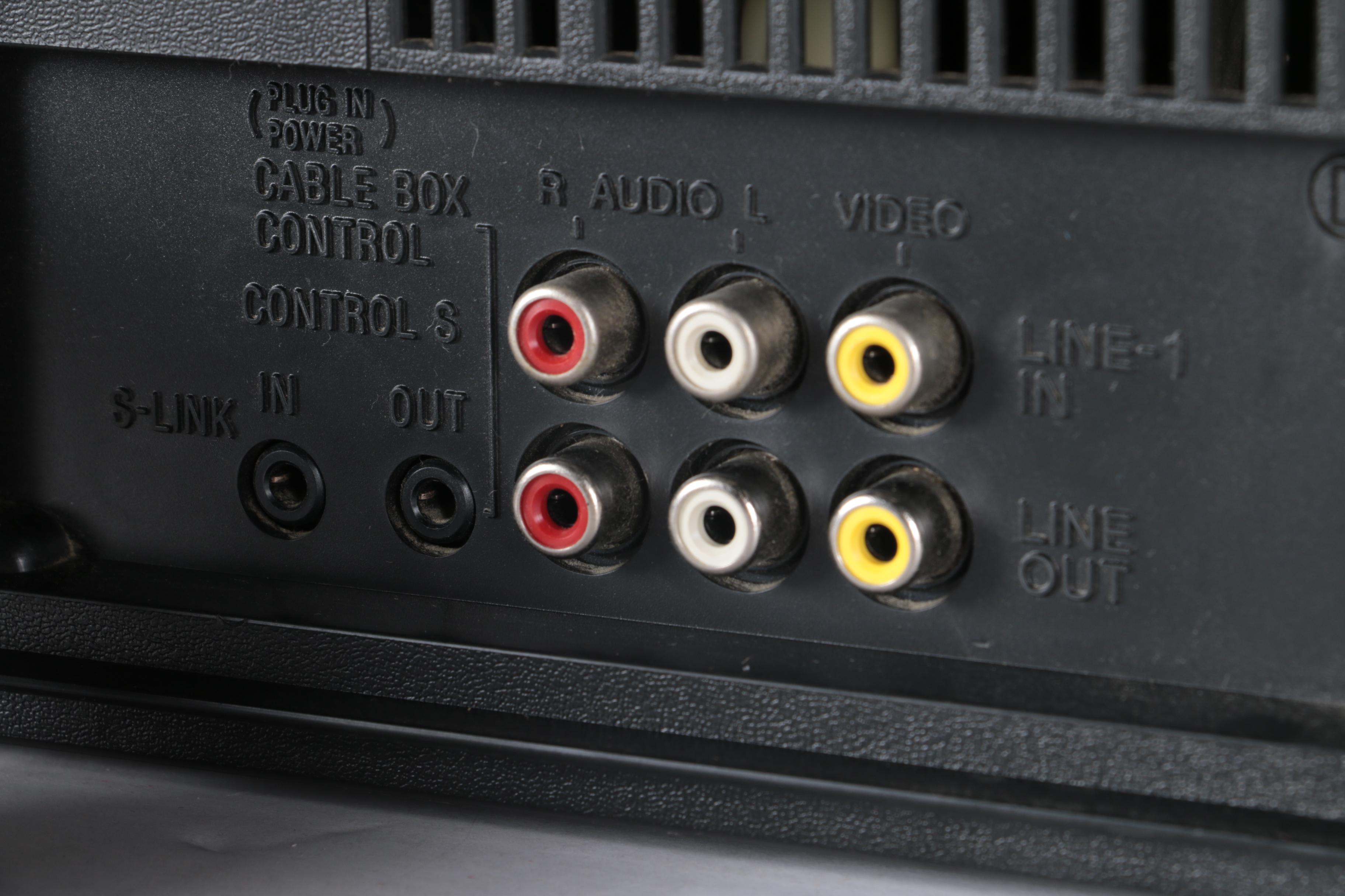 SonyVideo Cassette Recorder and Blu-ray Disc Player