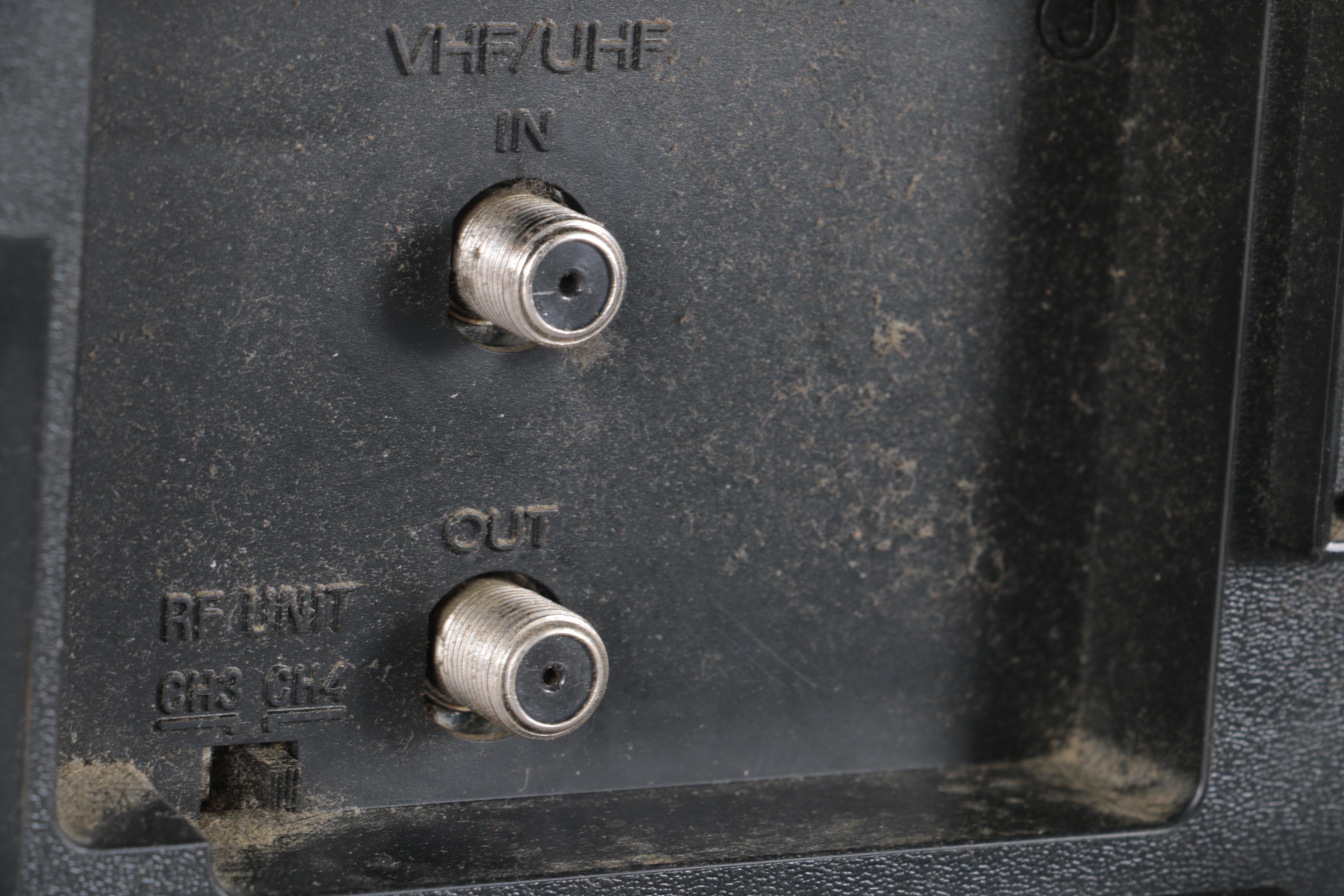 SonyVideo Cassette Recorder and Blu-ray Disc Player