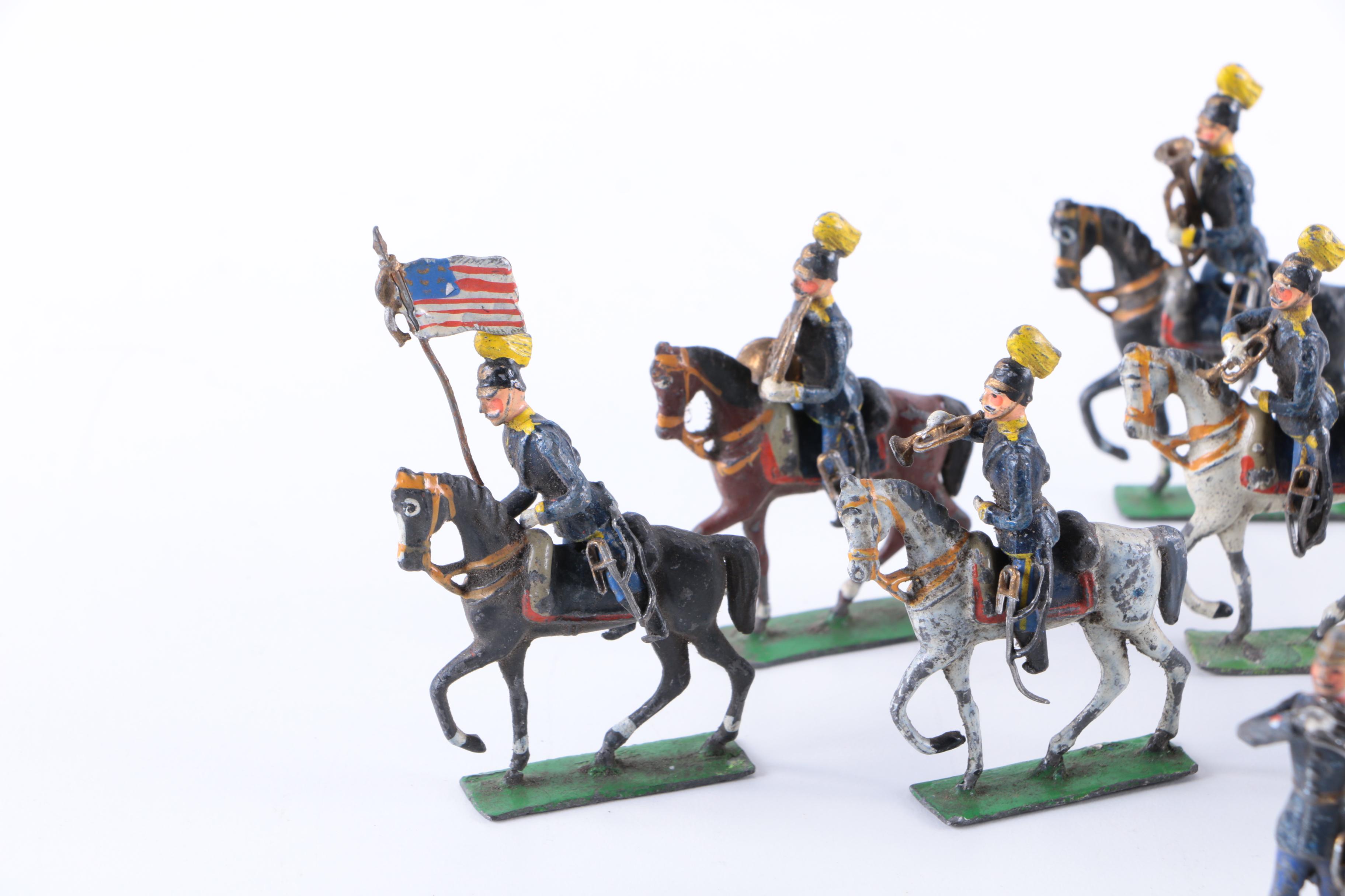 Vintage Cast Toy Soldiers