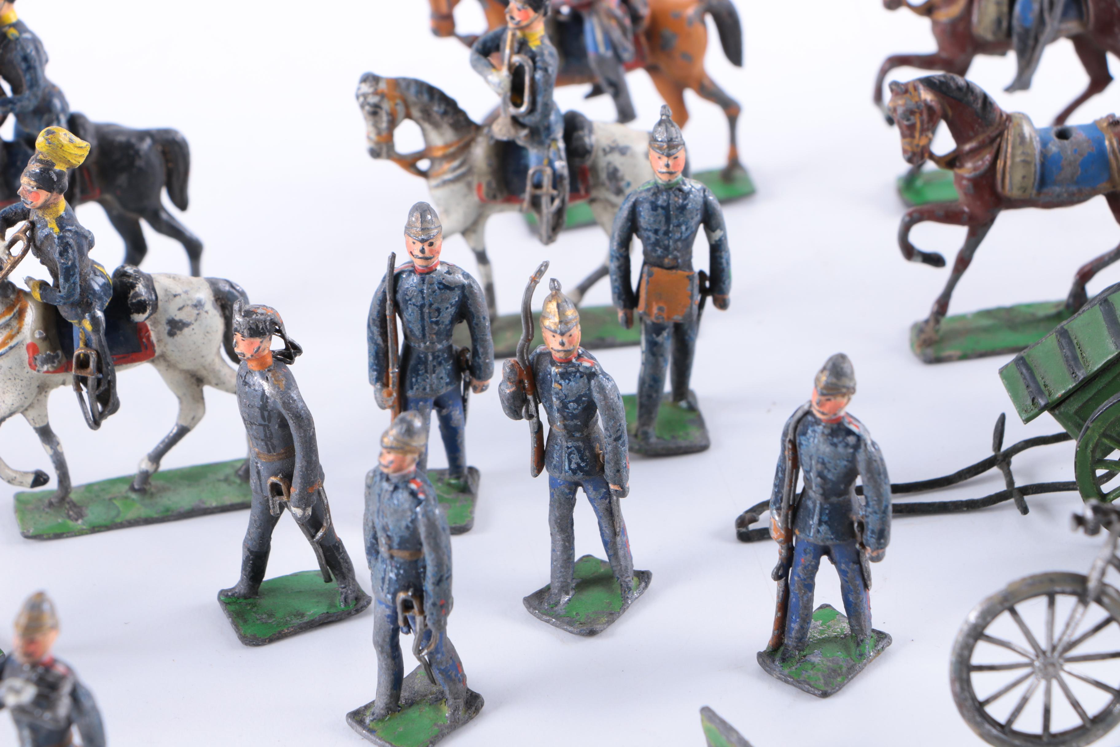 Vintage Cast Toy Soldiers