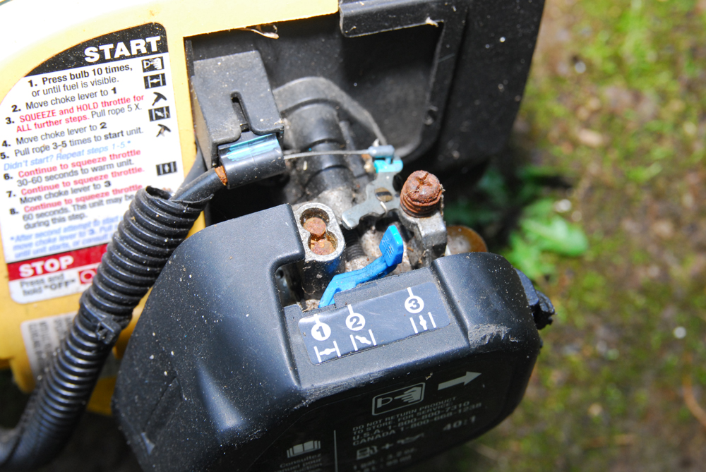 Bolens BL110 Gas-Powered String Trimmer