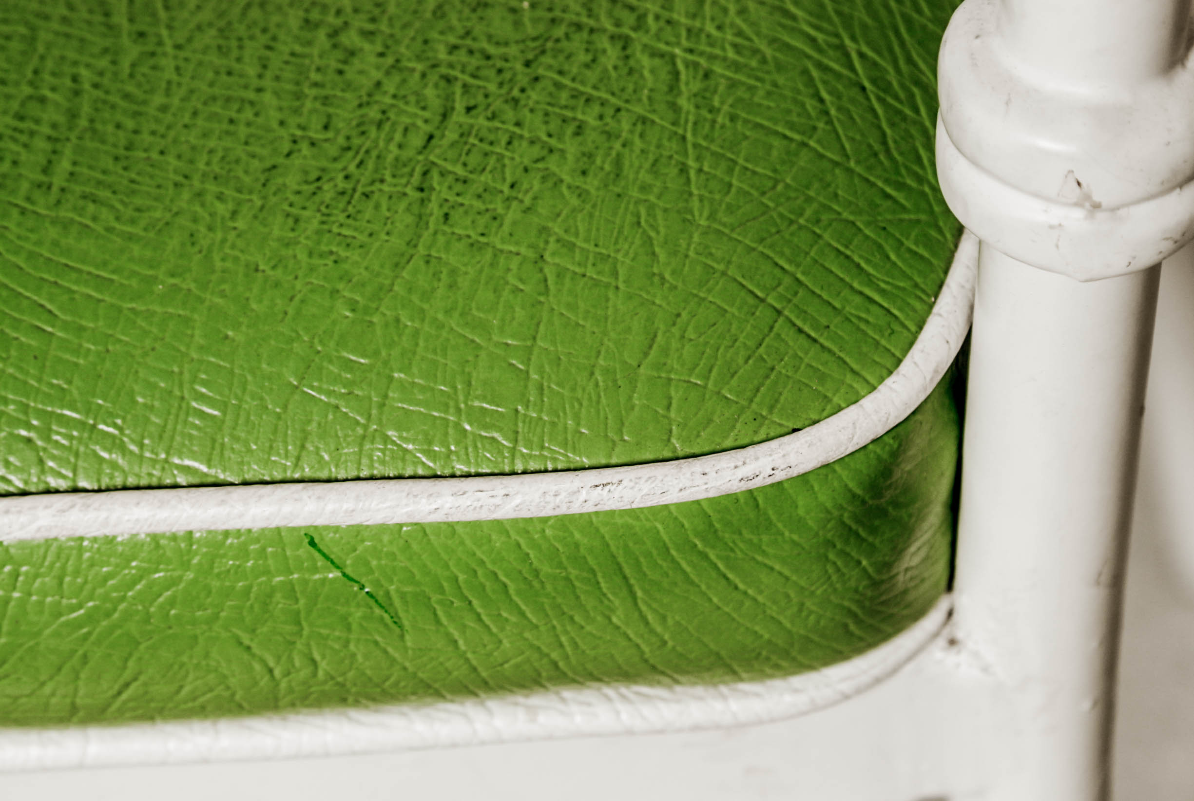 Vintage Kessler Industries White Bamboo Style Table and Chairs