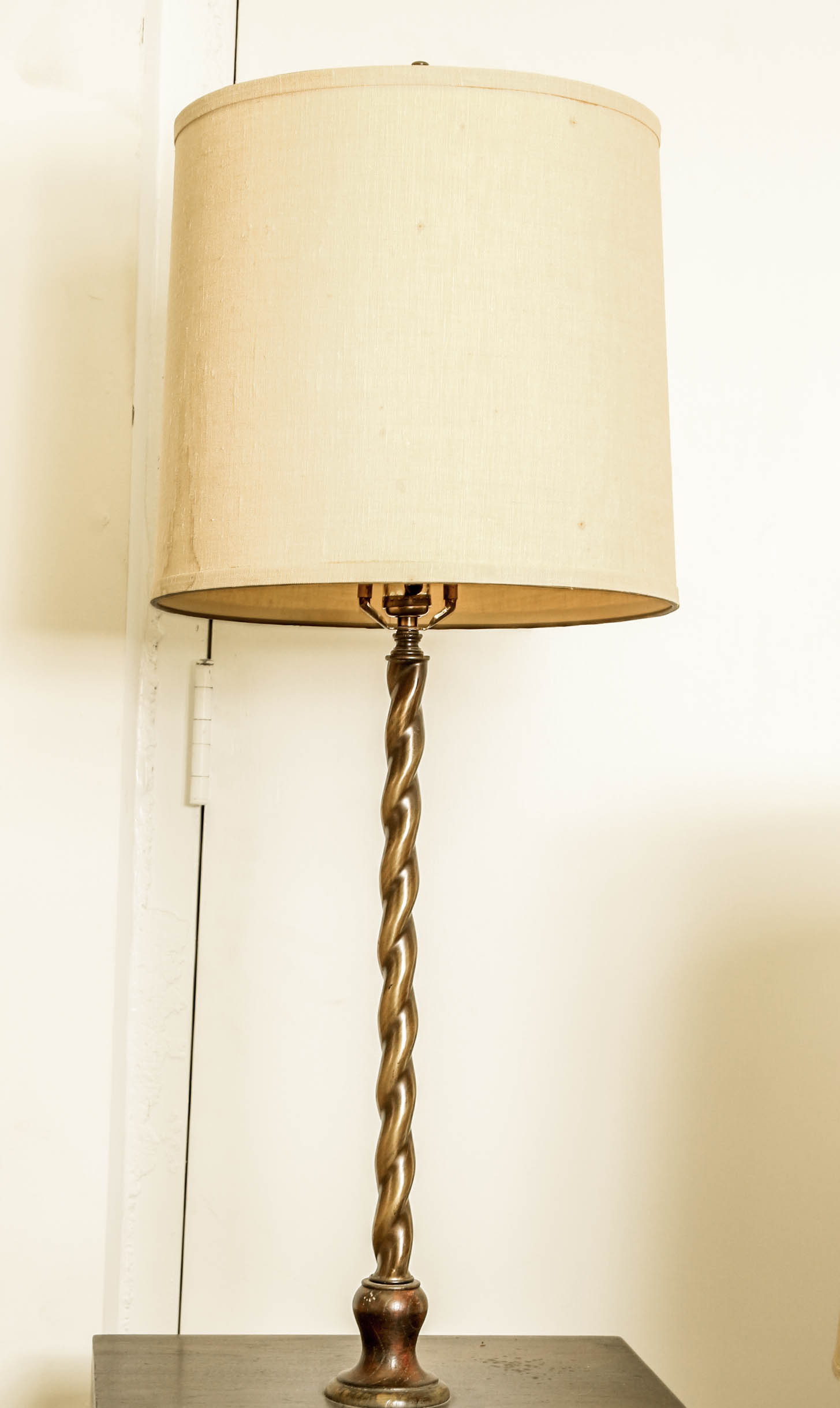 Coordinating Table Lamp and Lamp Table