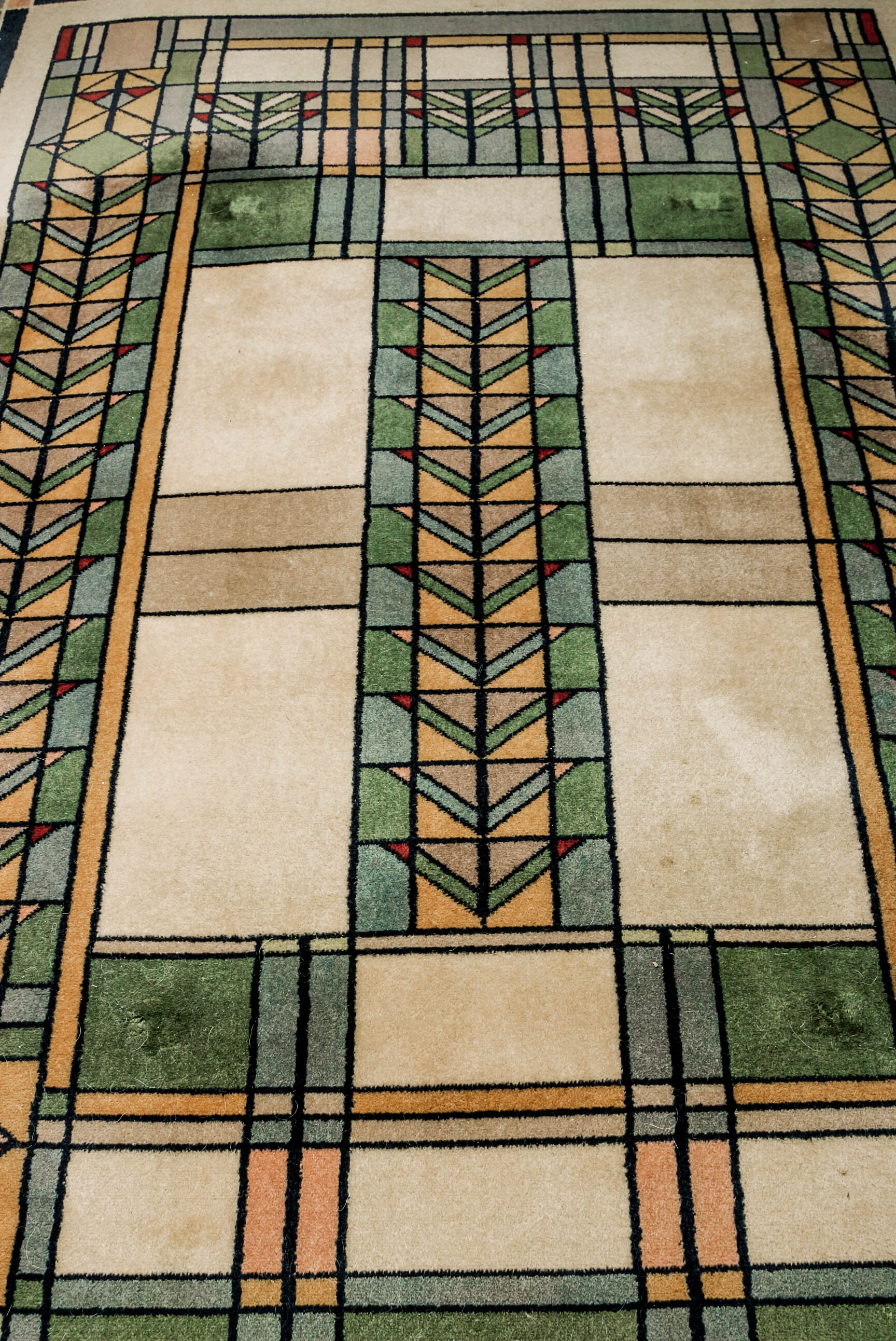 Vintage Power-Loomed Karastan "Oakbrook" Area Rug