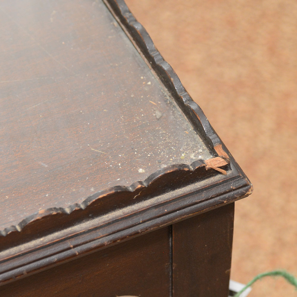 Vintage Tray-Top Coffee Table