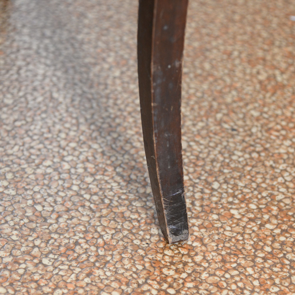 Vintage Tray-Top Coffee Table