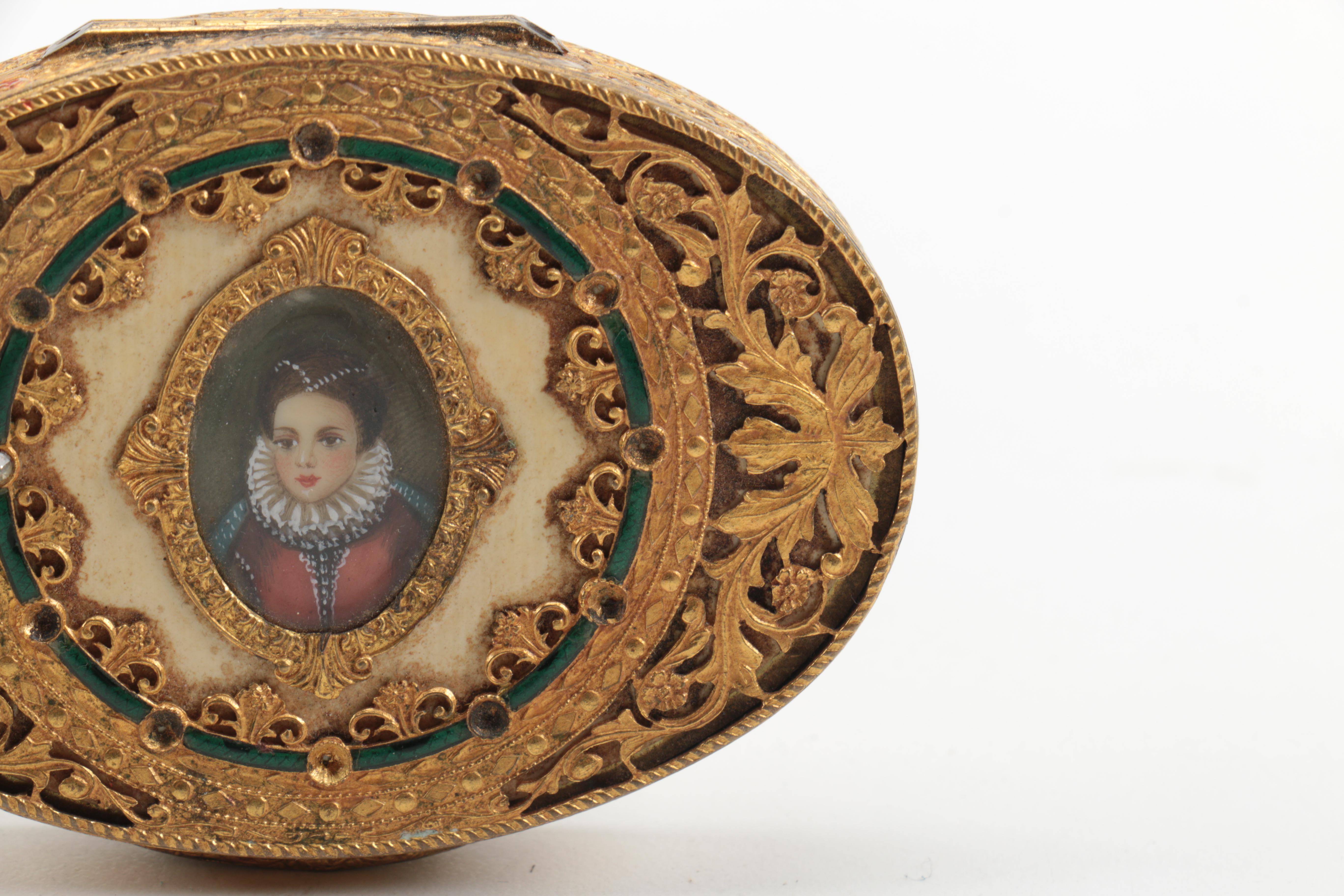 Antique Aleksandr Fuld Russian Silver Cigarette Case and Mirrored Compact