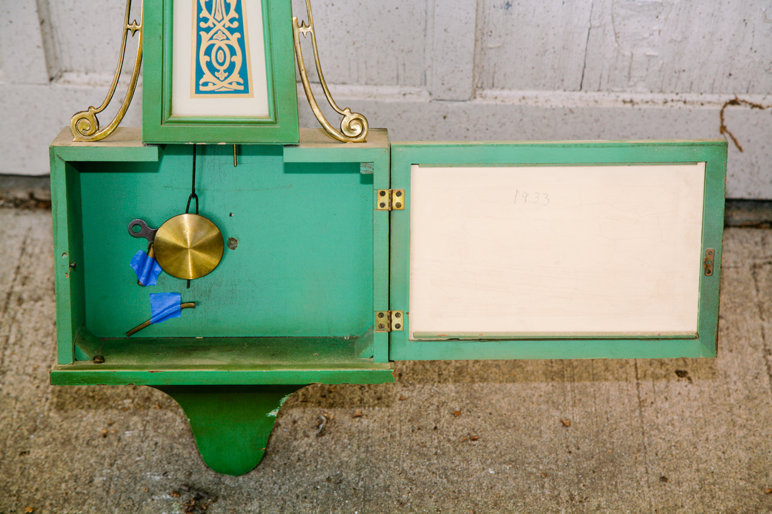 Vintage New Haven Clock Co. Gilbert Banjo Wall Clock