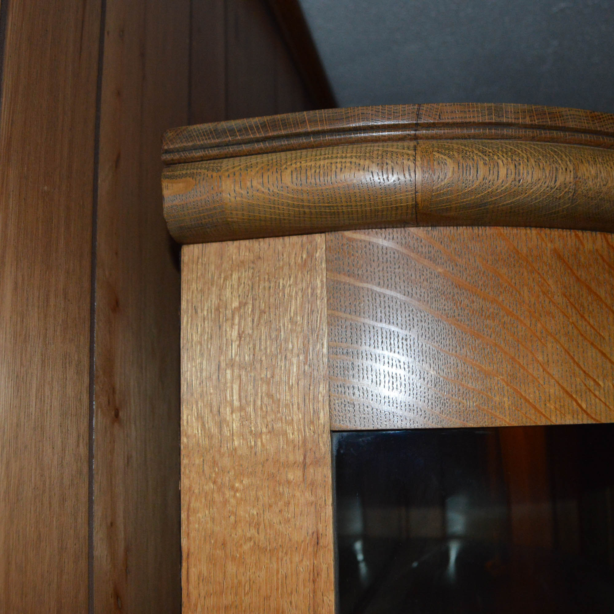 Antique Victorian Quartersawn Oak and Glass Bowfront Curio Cabinet