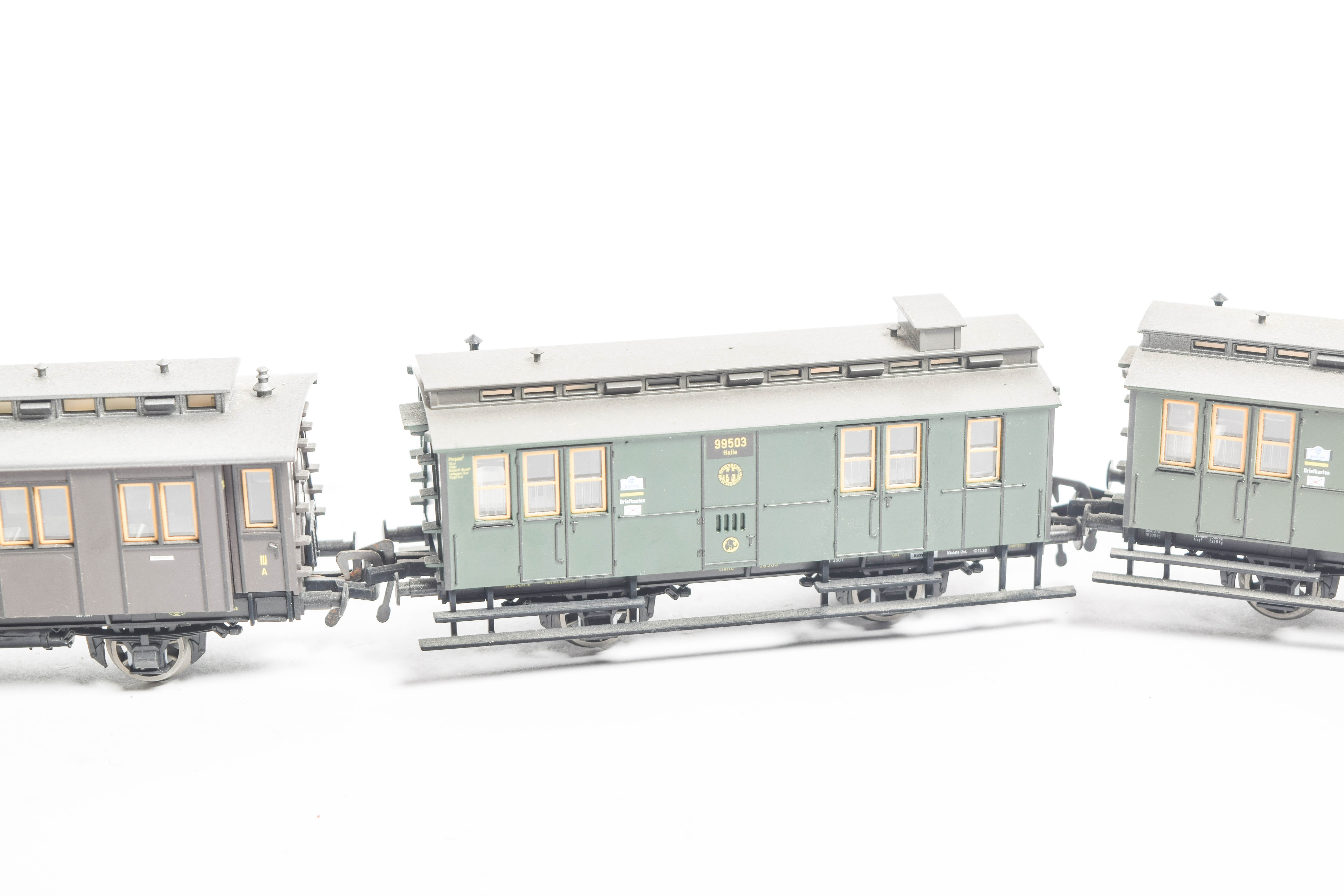 Vintage Fleischman OO/HO Scale Engine and Passenger Cars