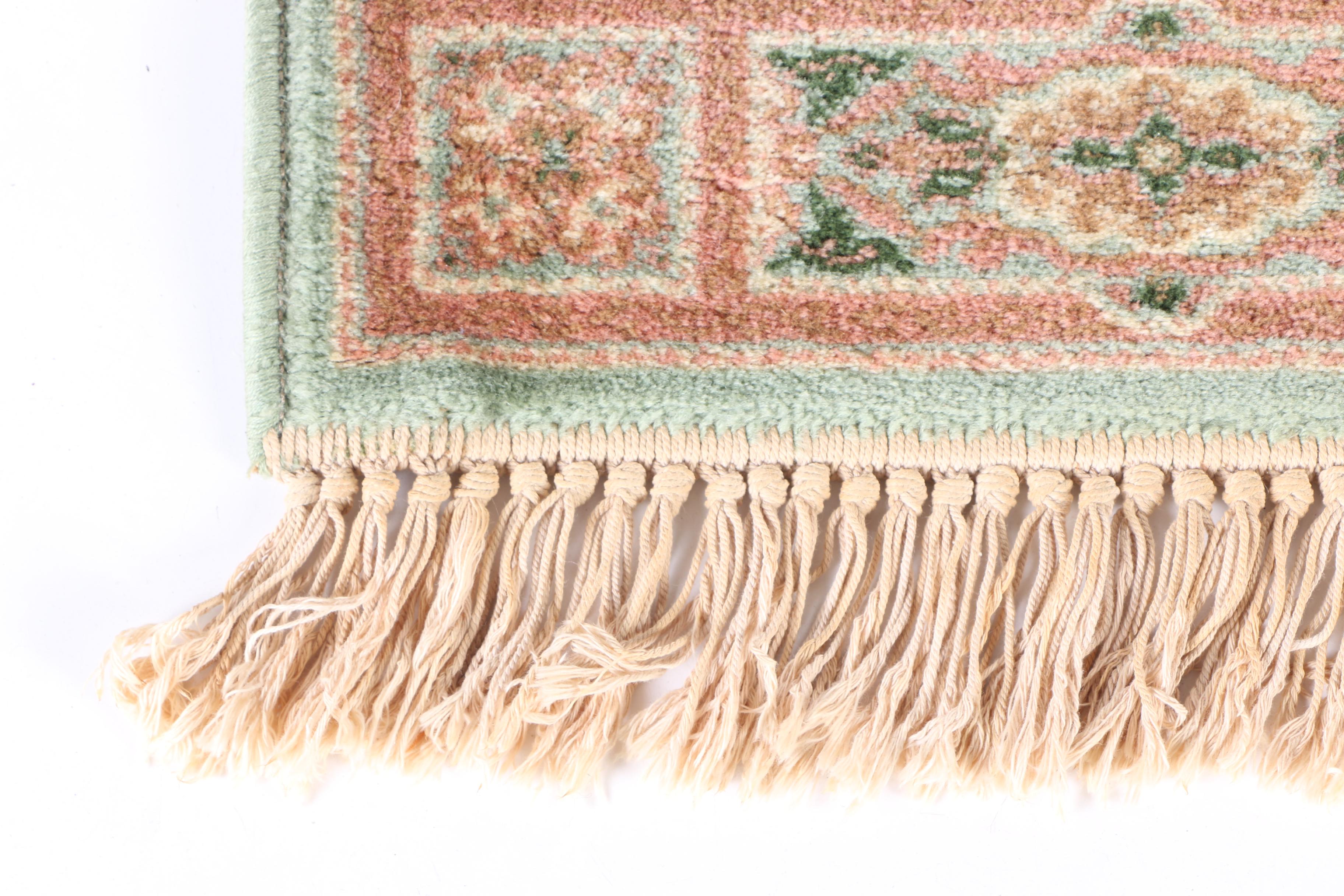 Power-Loomed Persian Style Accent Rug