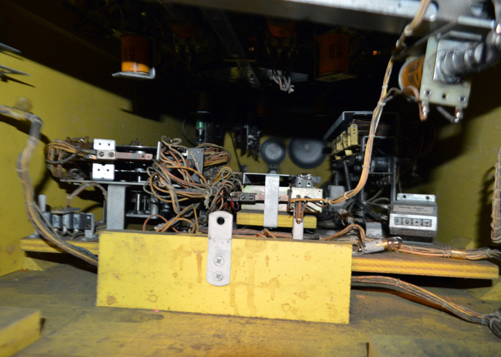 1960 Williams Electronic Mfg. Co. "Serenade" Pinball Machine