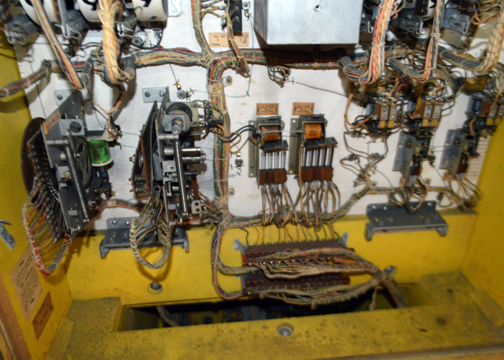 1960 Williams Electronic Mfg. Co. "Serenade" Pinball Machine