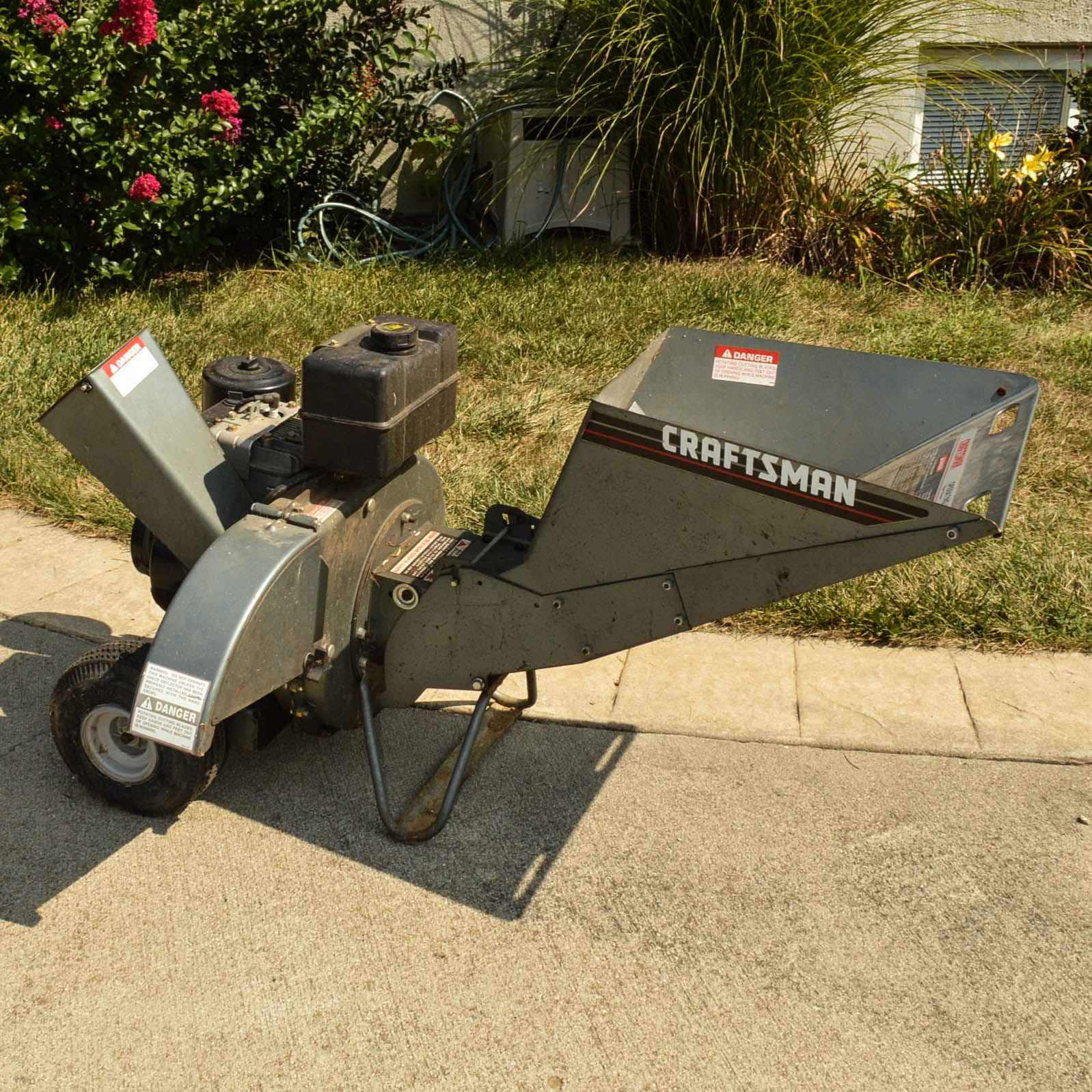 Craftsman Gas-Powered Chipper Shredder