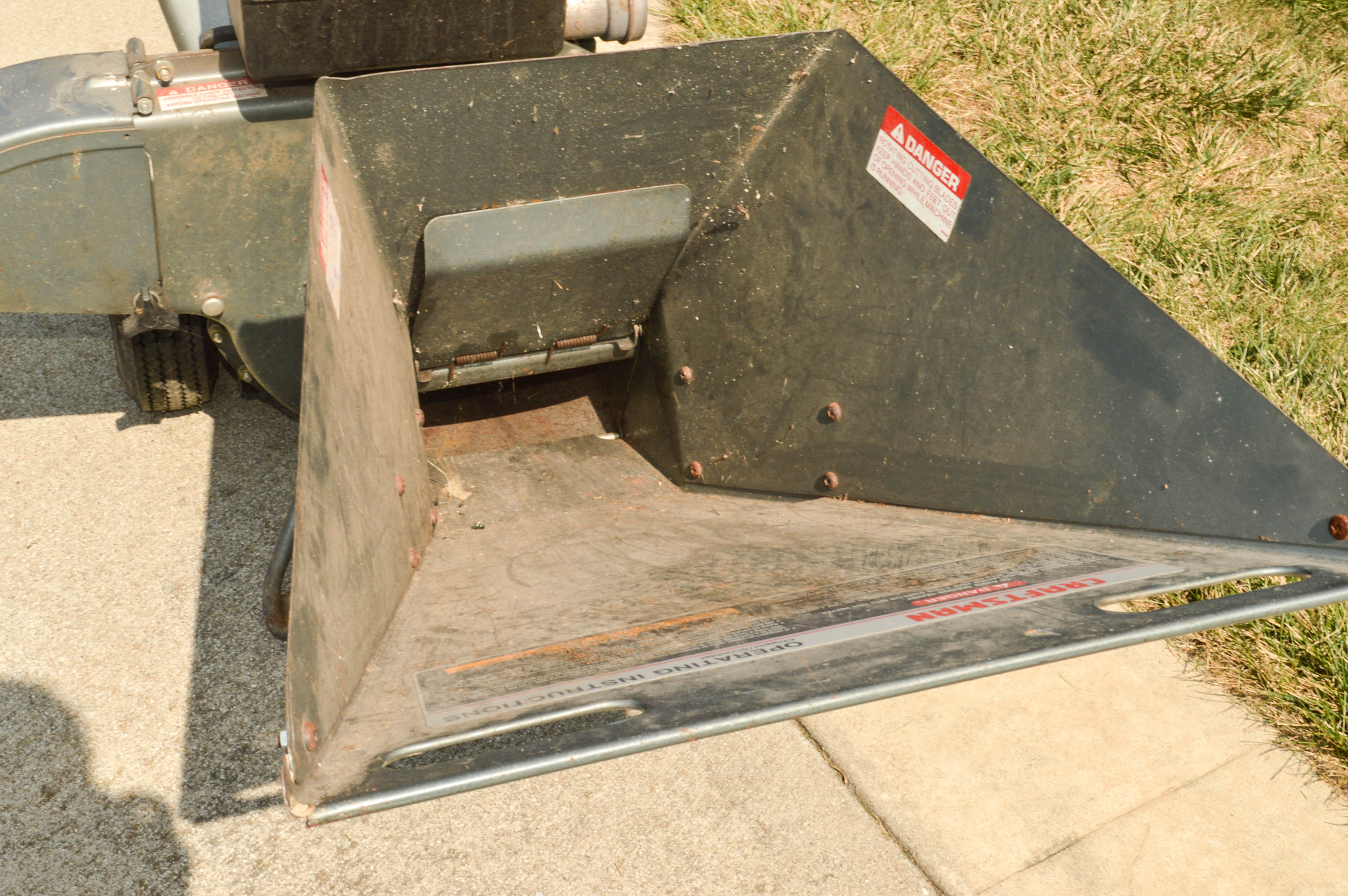 Craftsman Gas-Powered Chipper Shredder