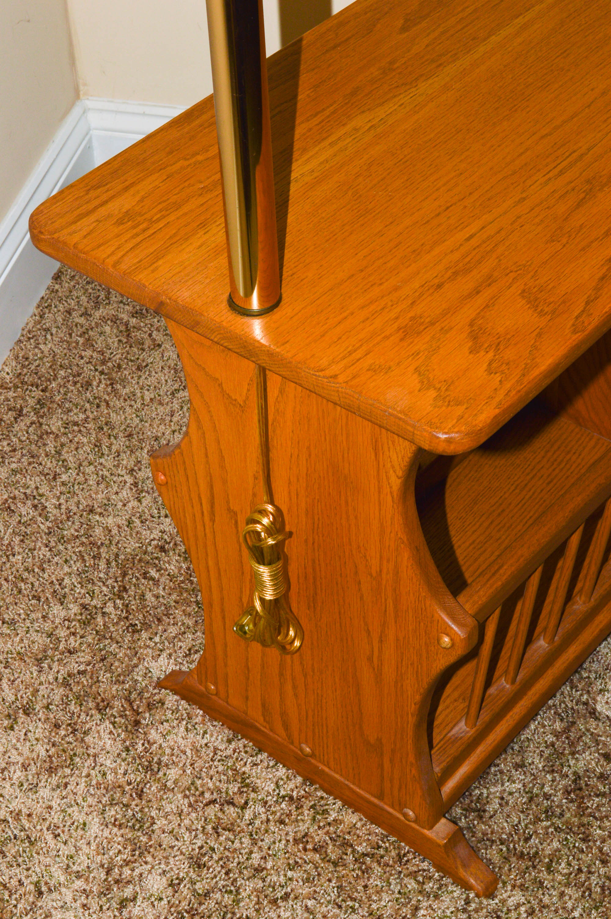 Broyhill End Table With Lamp Table
