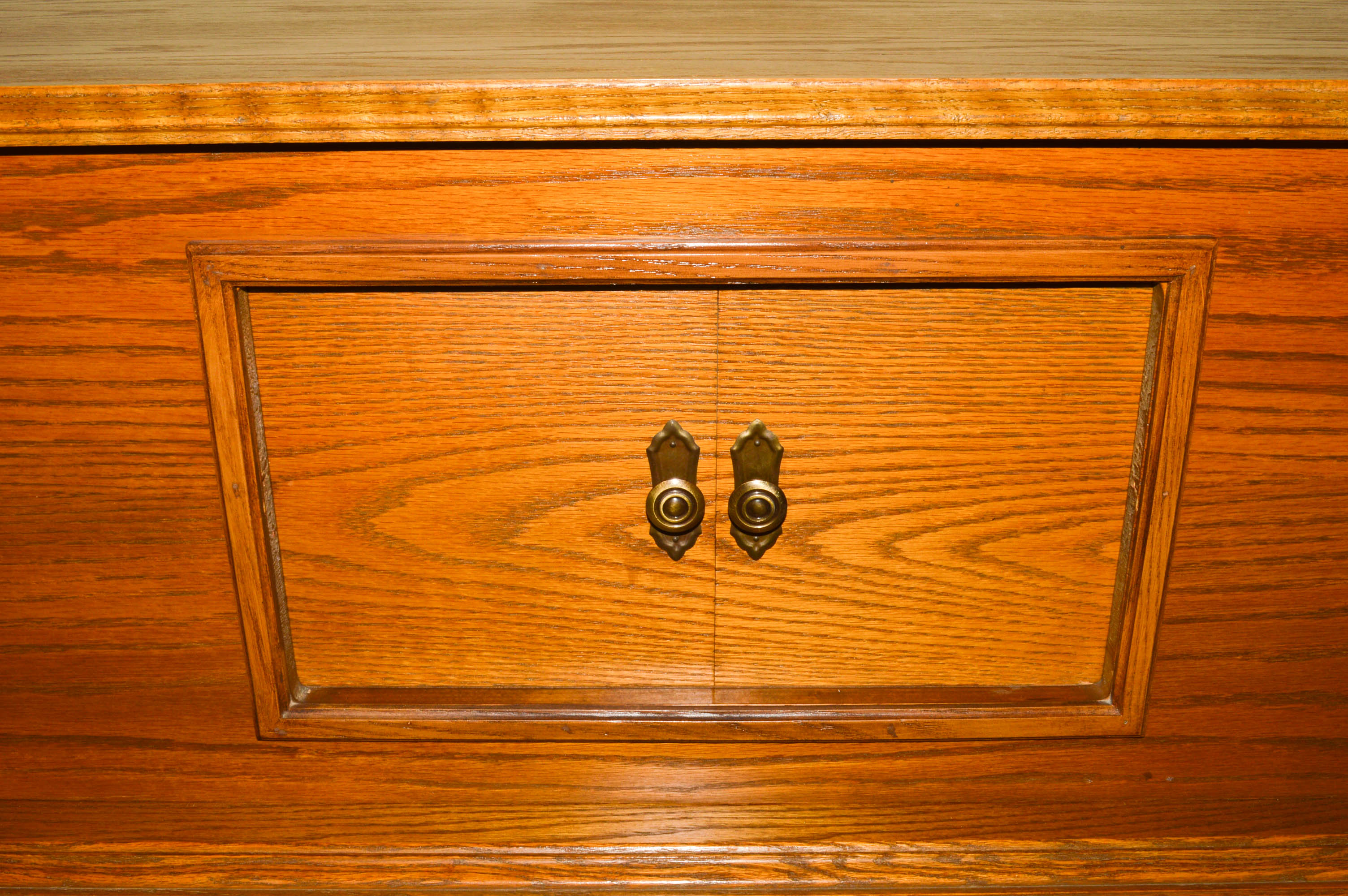 Baldwin Classic Oak Player Piano and Bench