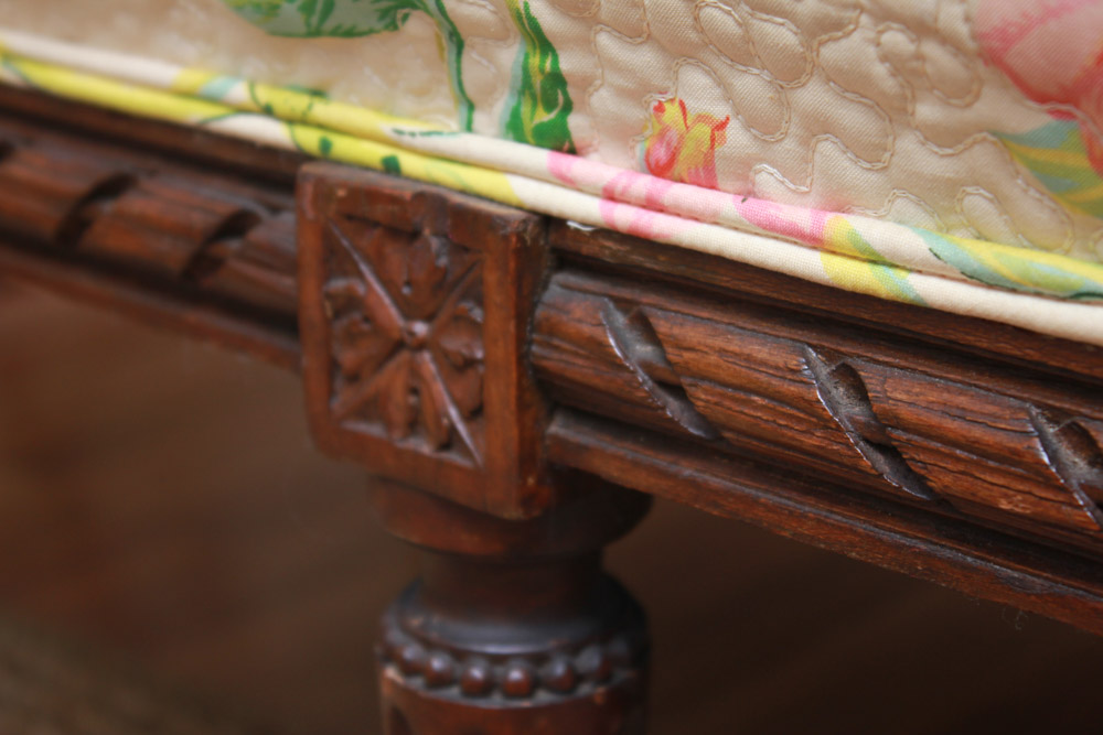 Late 19th to Early 20th Century Louis XVI Style Settee