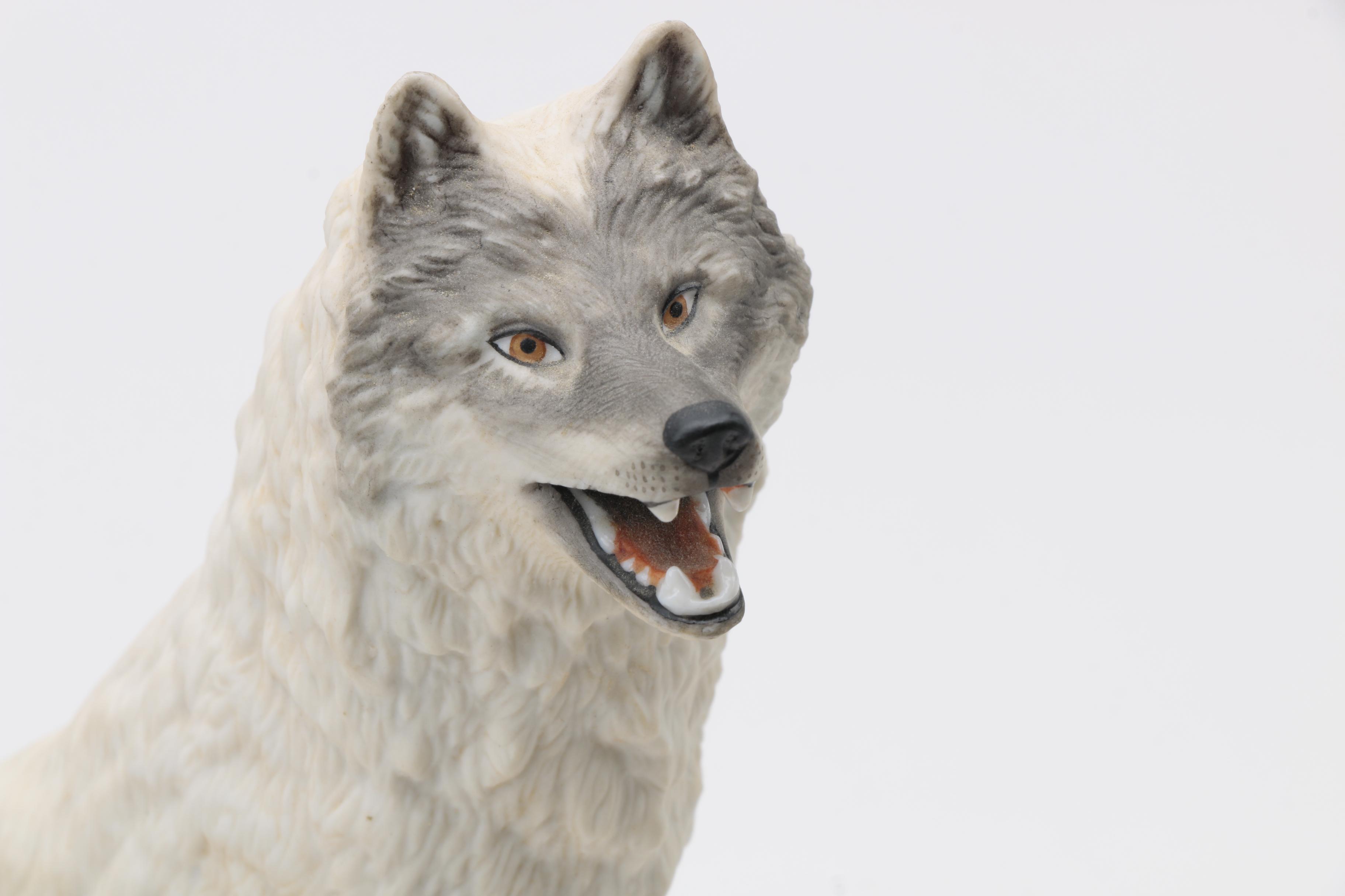 "Cry of the North" Wolf Figurine by the Franklin Mint