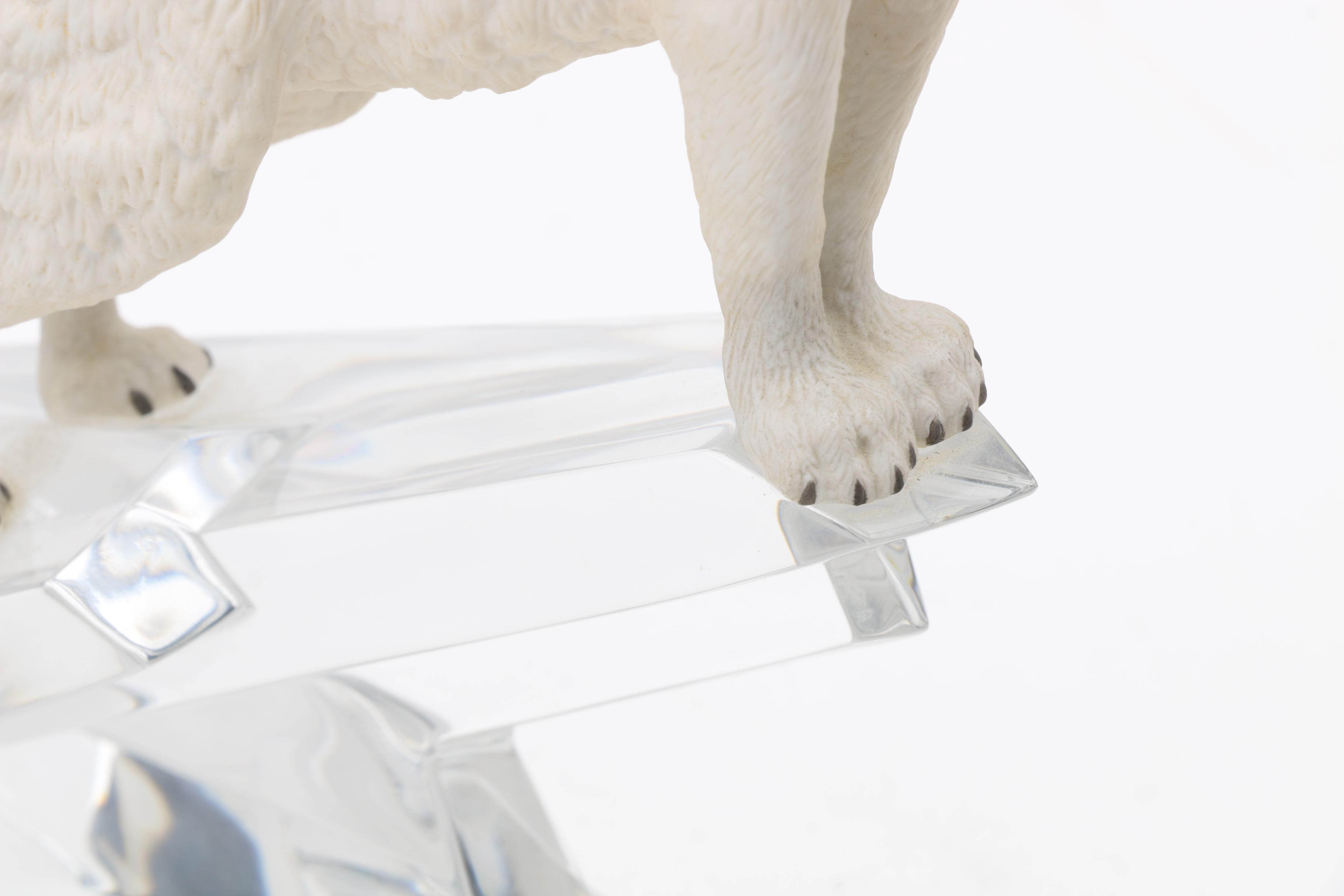 "Cry of the North" Wolf Figurine by the Franklin Mint