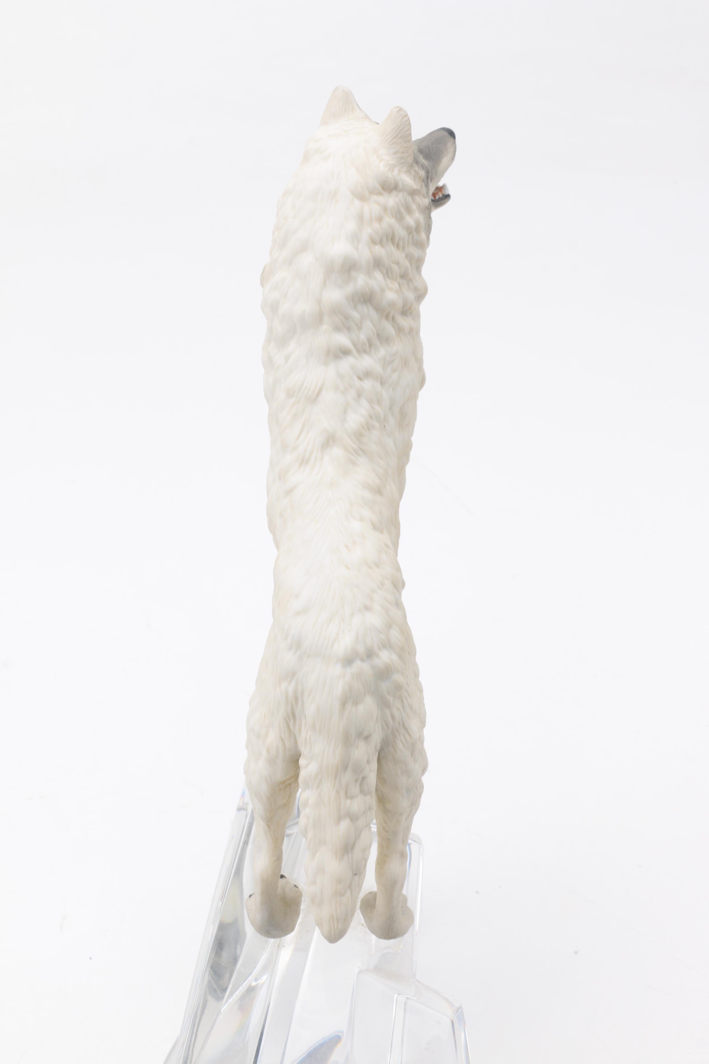 "Cry of the North" Wolf Figurine by the Franklin Mint