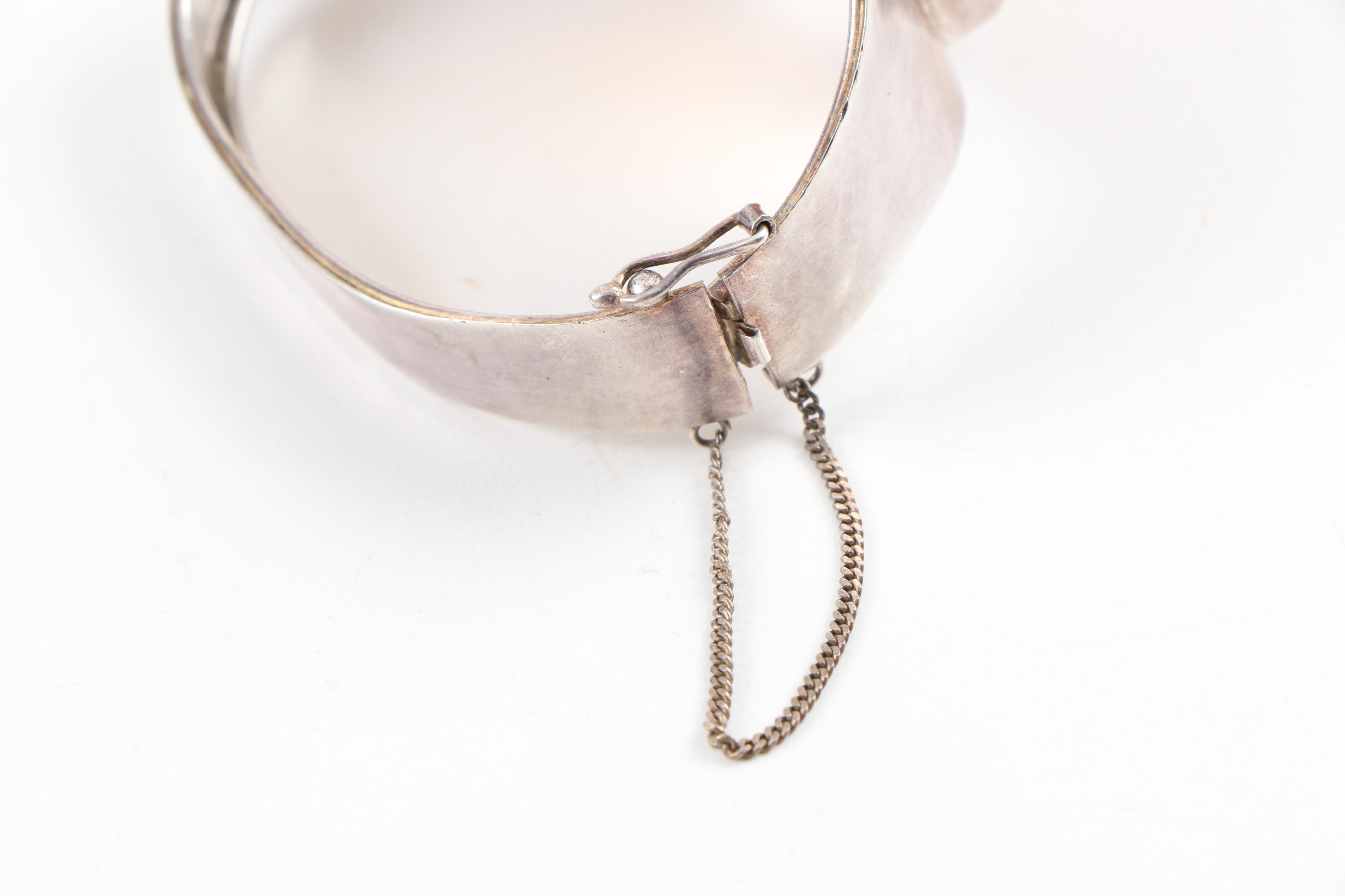 Sterling Silver Bracelet with Reconstituted Amber