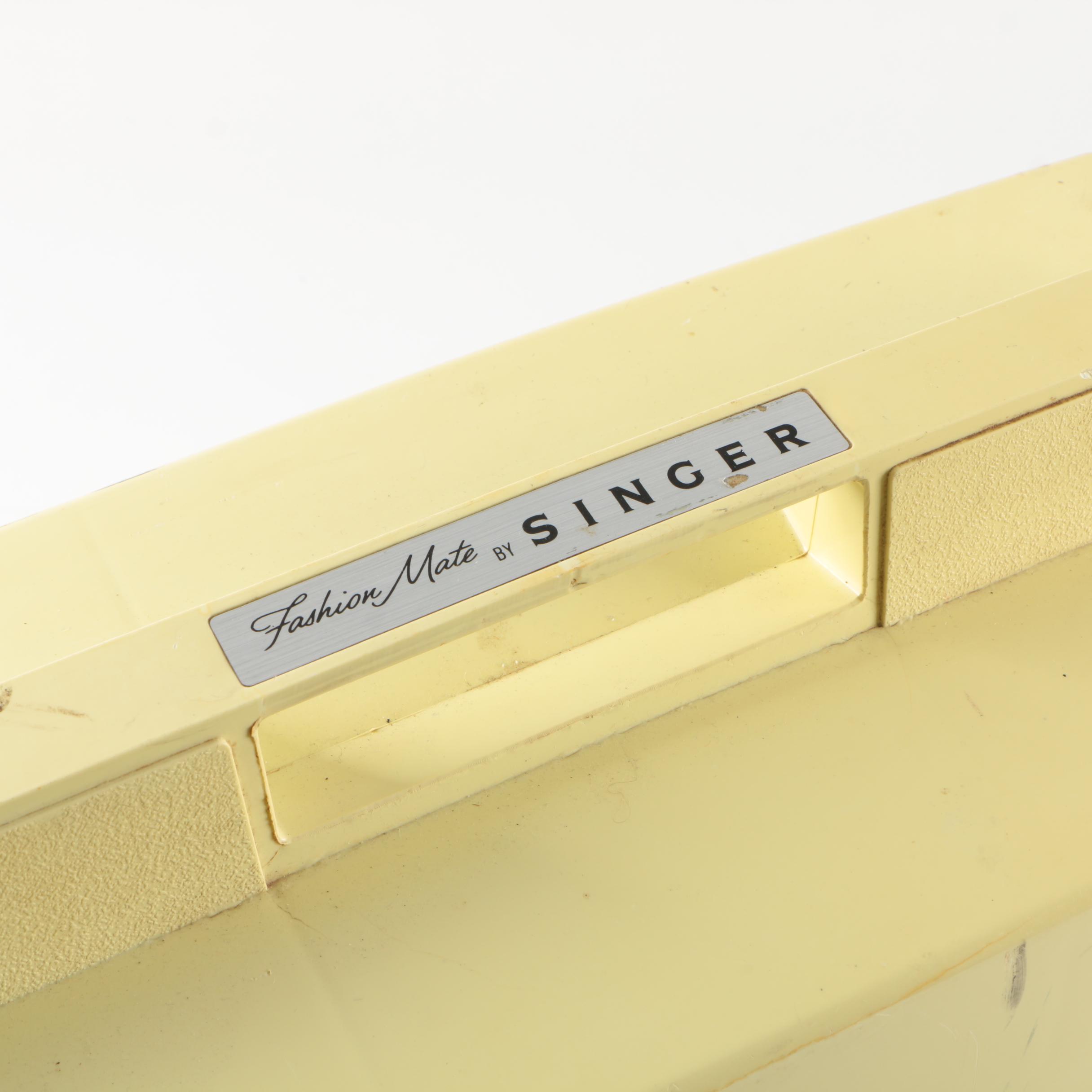 Vintage Singer Fashion Mate Sewing Machine