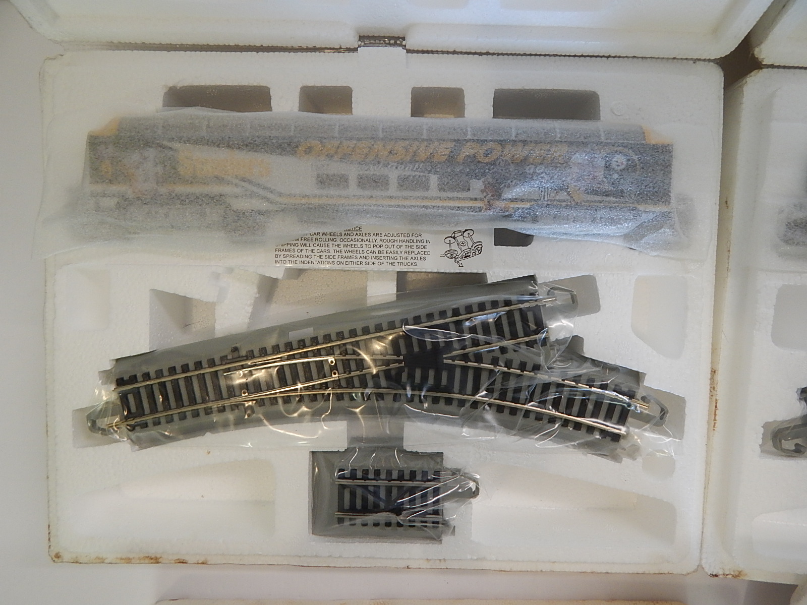 Hawthorne Village NFL Pittsburgh Steelers Bachman HO Train Cars