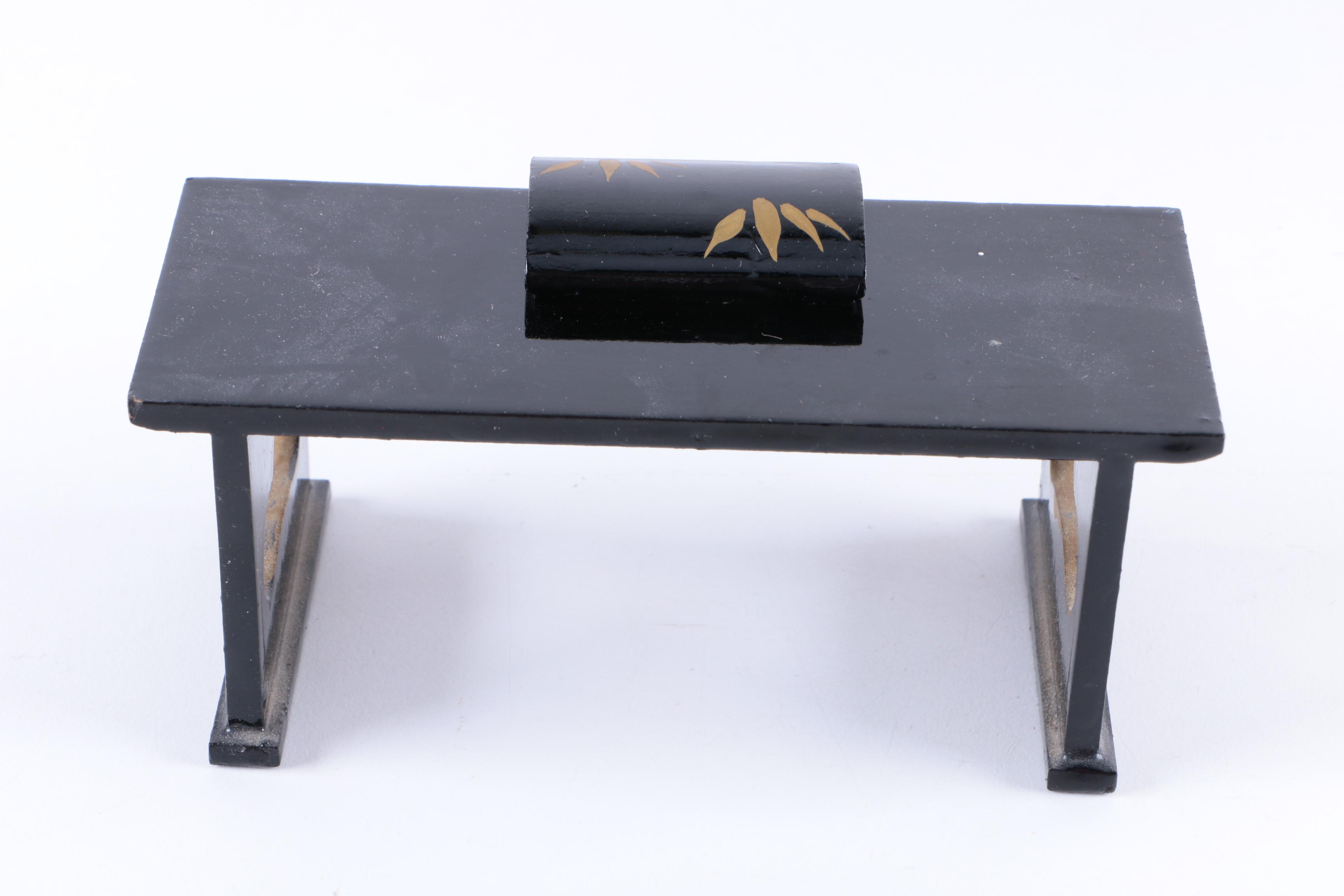 Japanese Kyugetsu Dolls