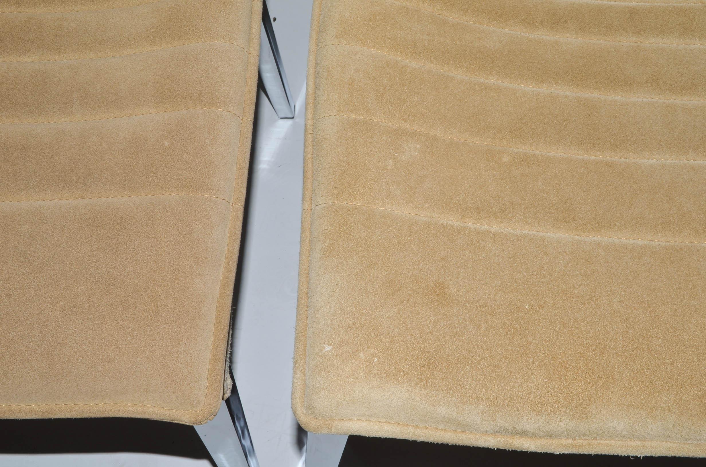 Four Modern Style Suede Chairs by Smania