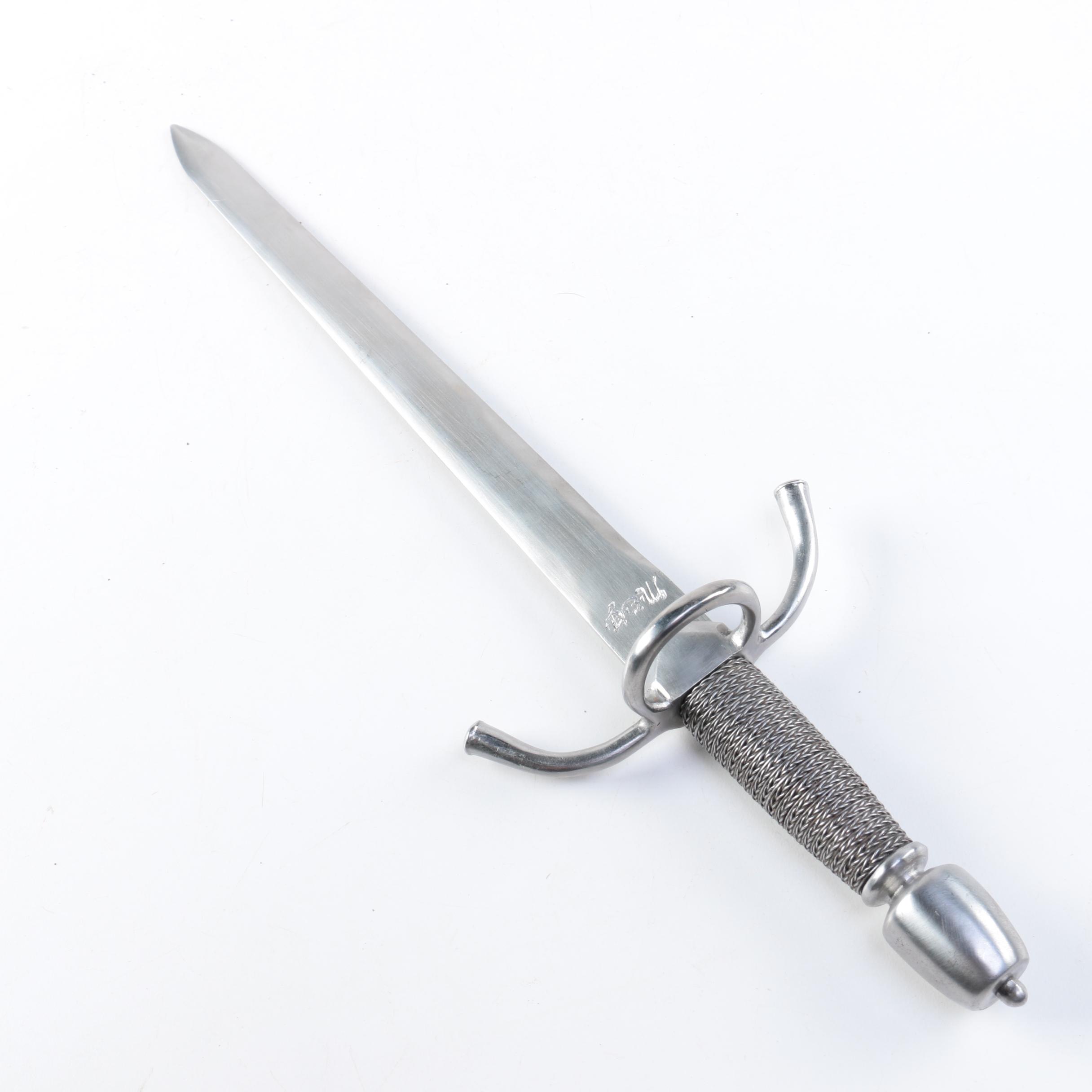 Reproduction Rapier and Parrying Dagger Set
