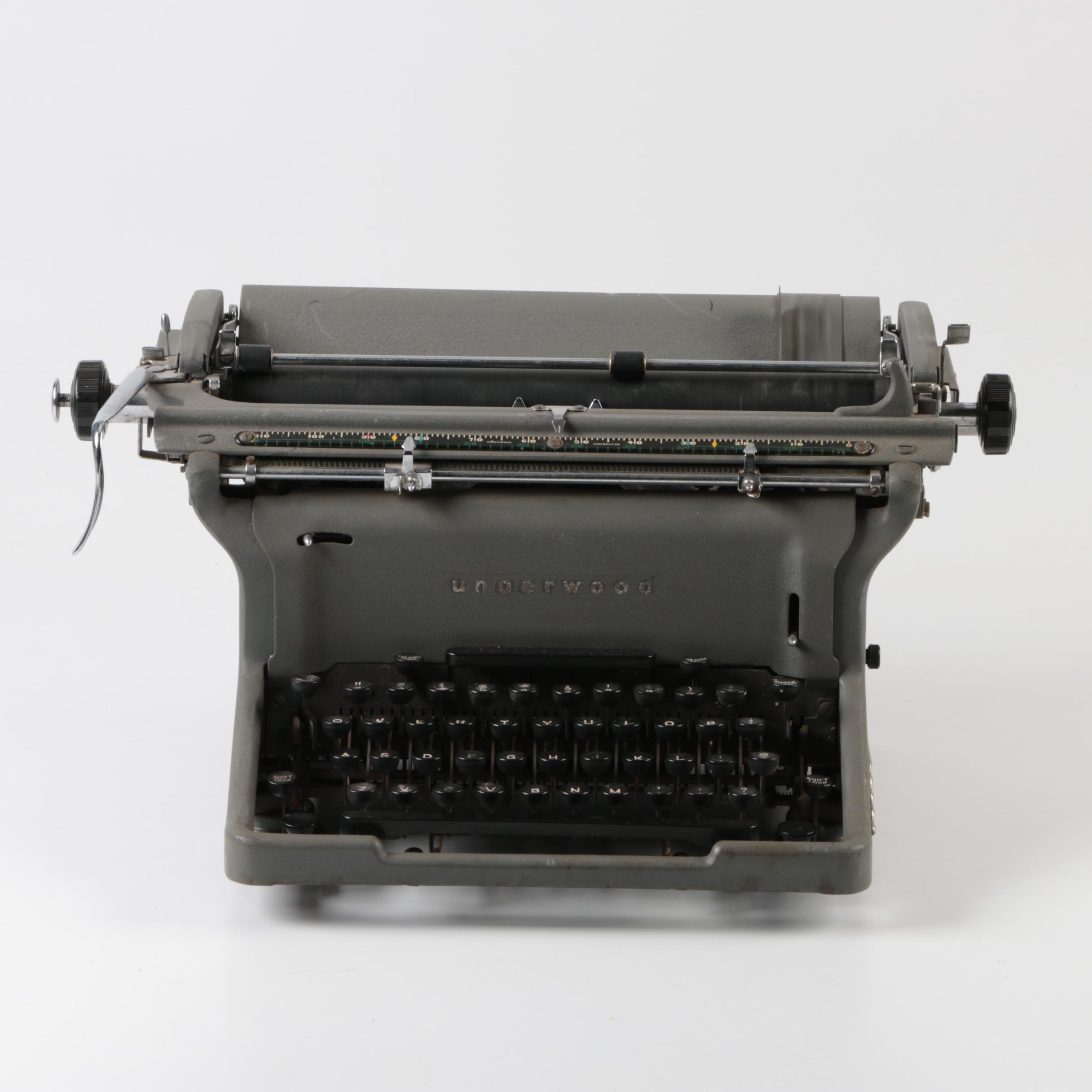 Vintage Underwood Typewriter