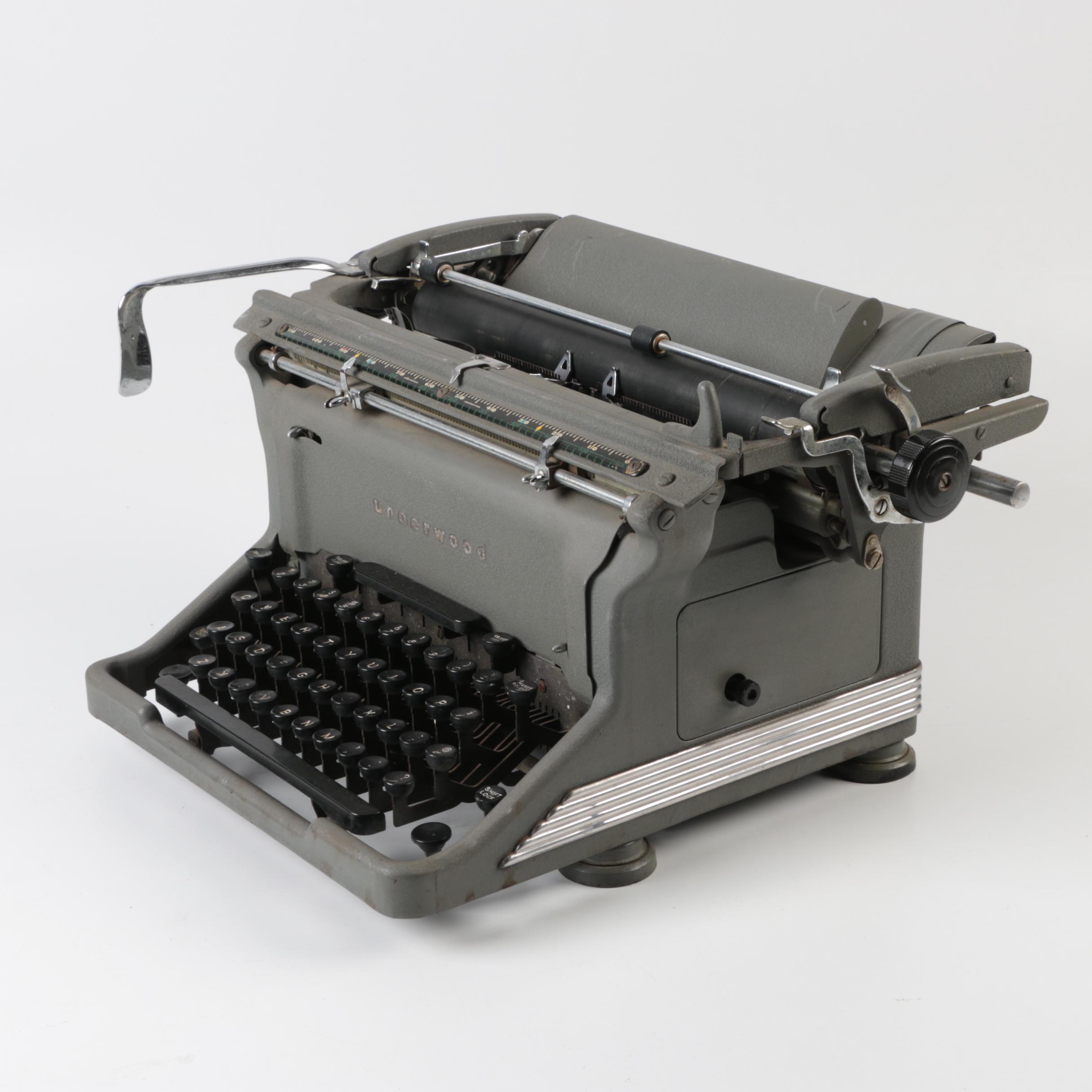 Vintage Underwood Typewriter