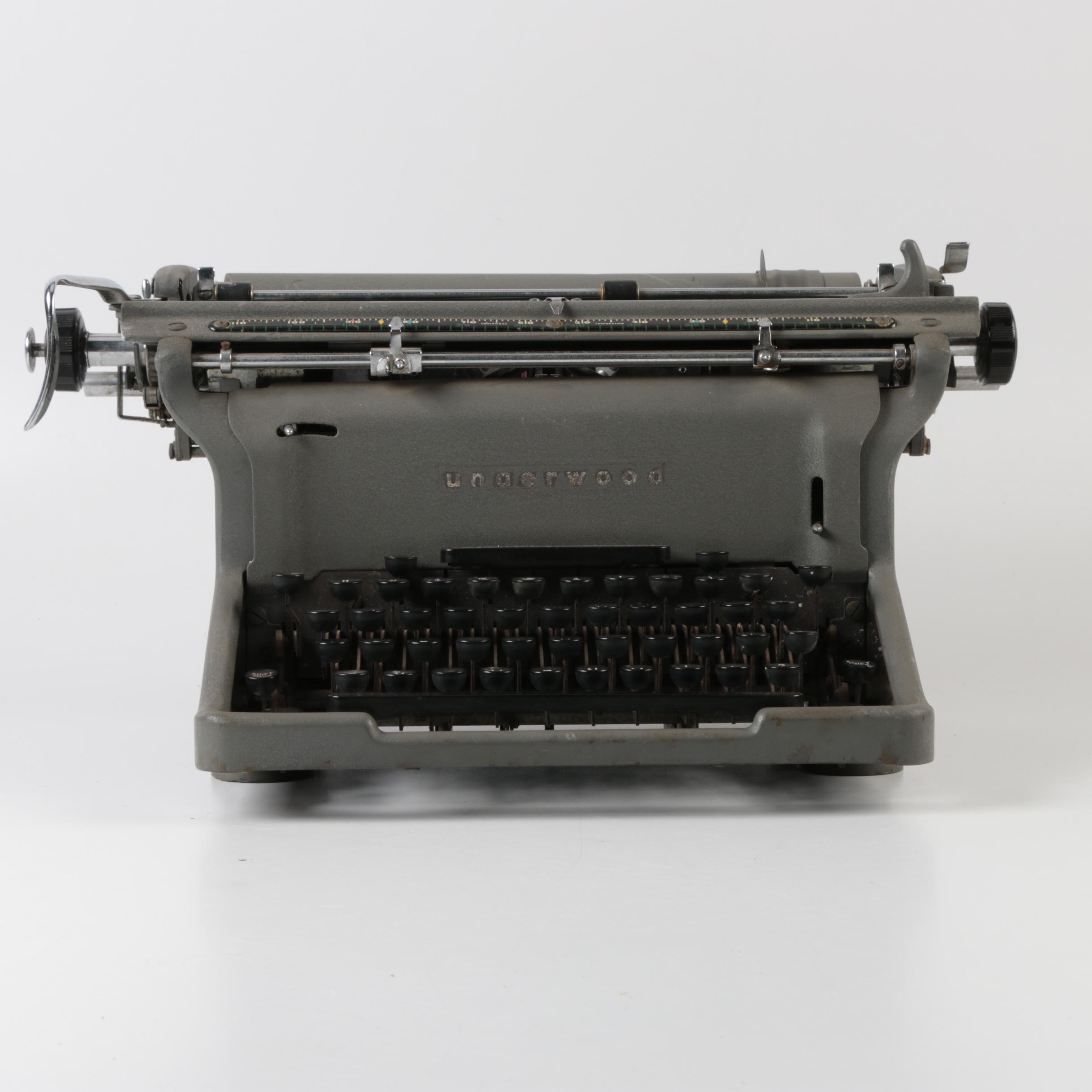 Vintage Underwood Typewriter