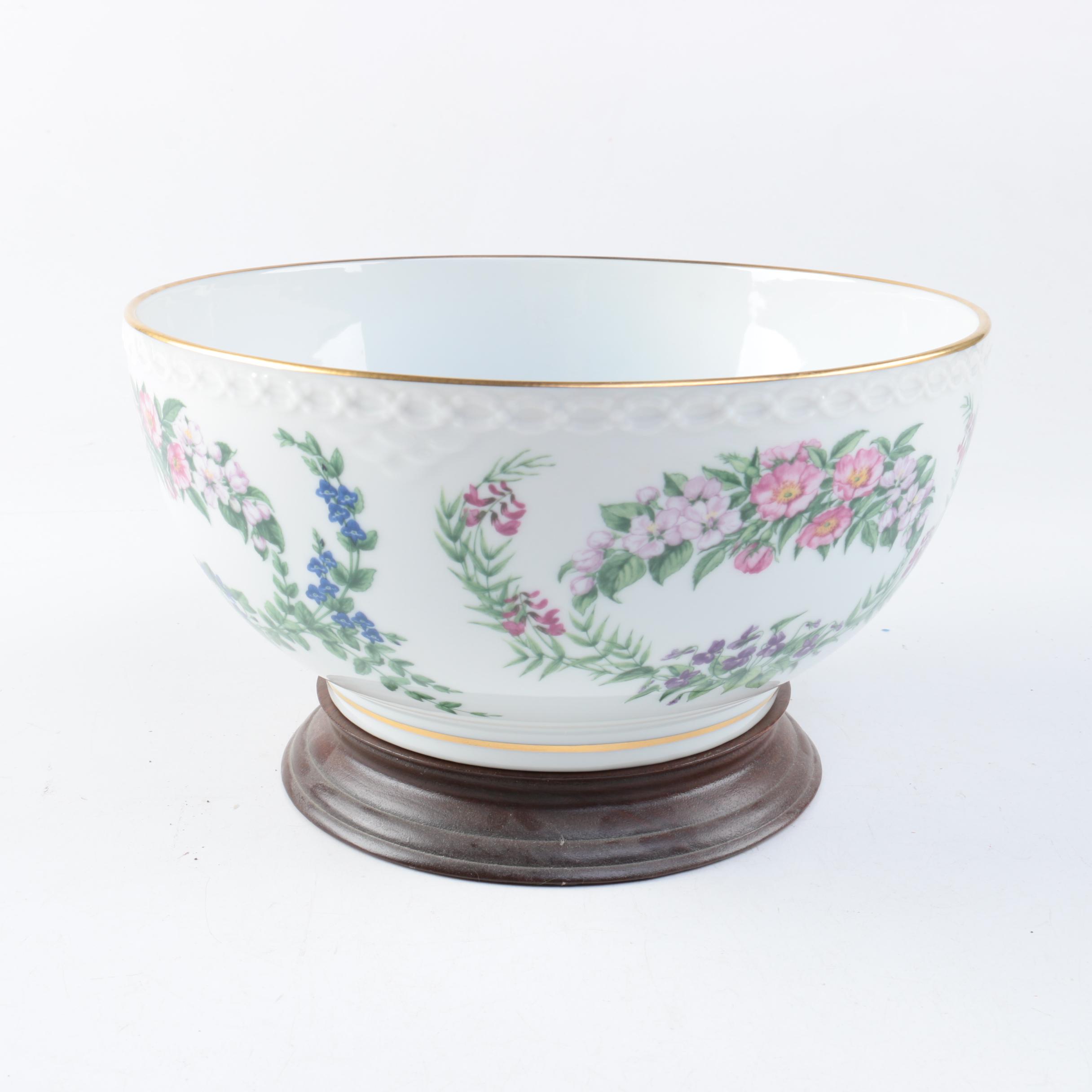 Franklin Mint "The Flowers of Copenhagen" Porcelain Bowl