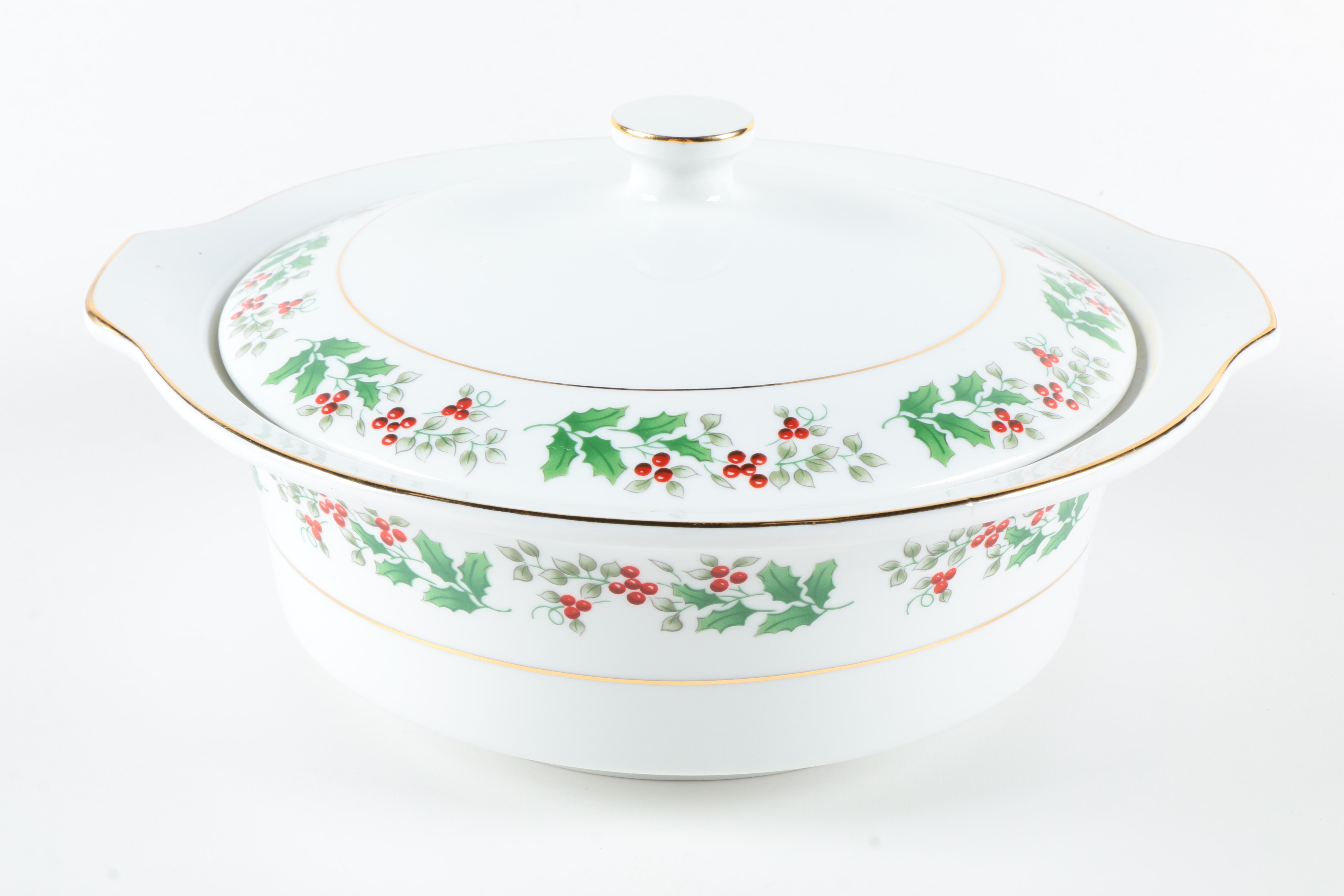 Gibson Designs "Christmas Charm" Serveware
